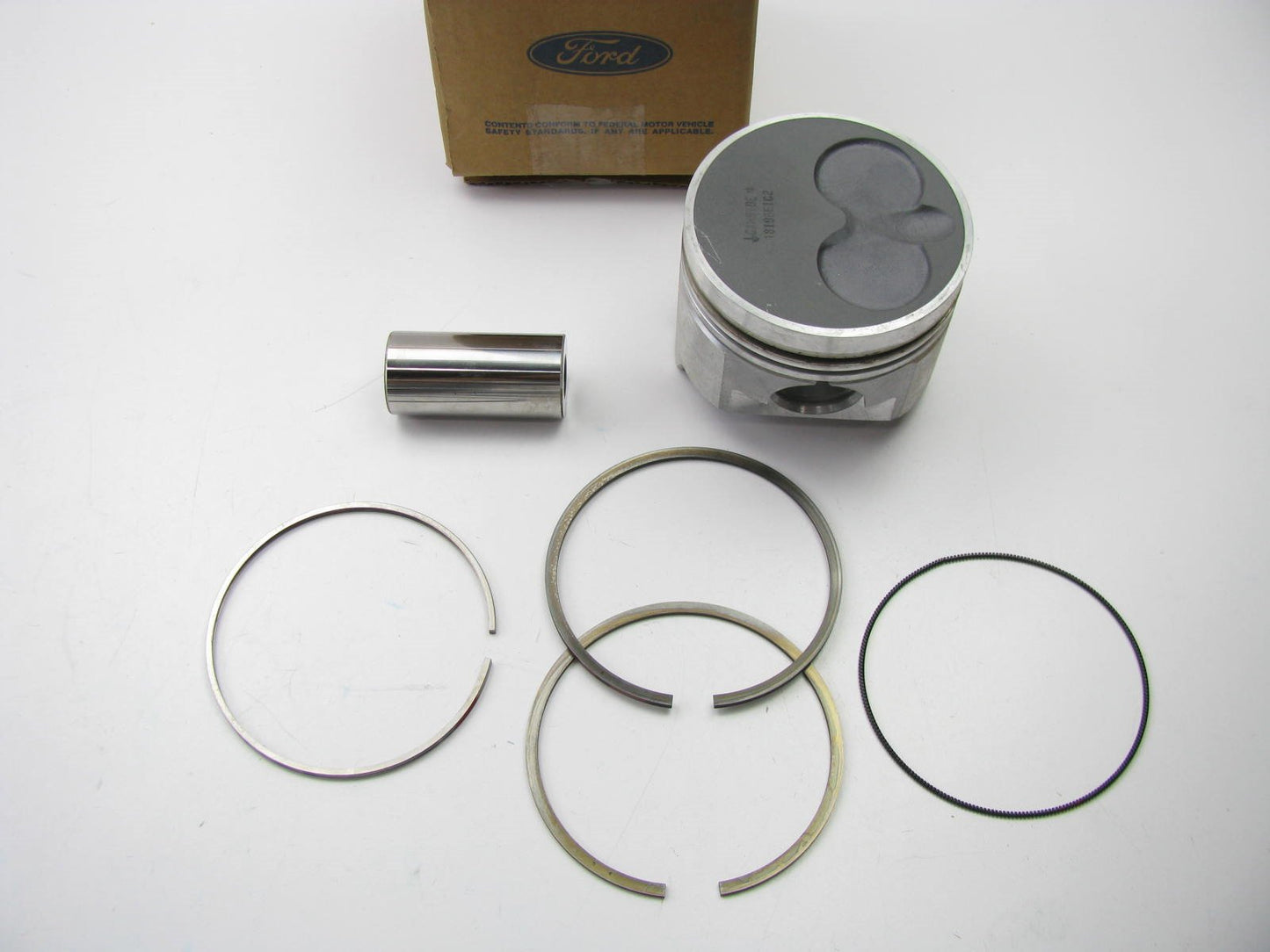 NEW - OEM Ford F3TZ-6102-C Engine Piston .020'' 1993-94 7.3L-V8 IDI Turbo Diesel
