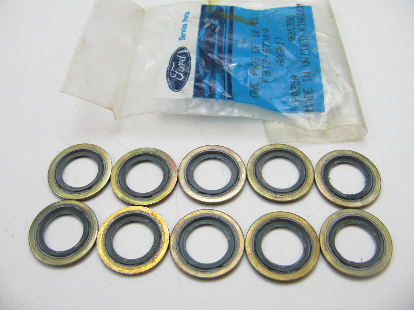 (10) NEW - OEM Ford F3TZ-6734-A Engine Oil Drain Plug Gasket