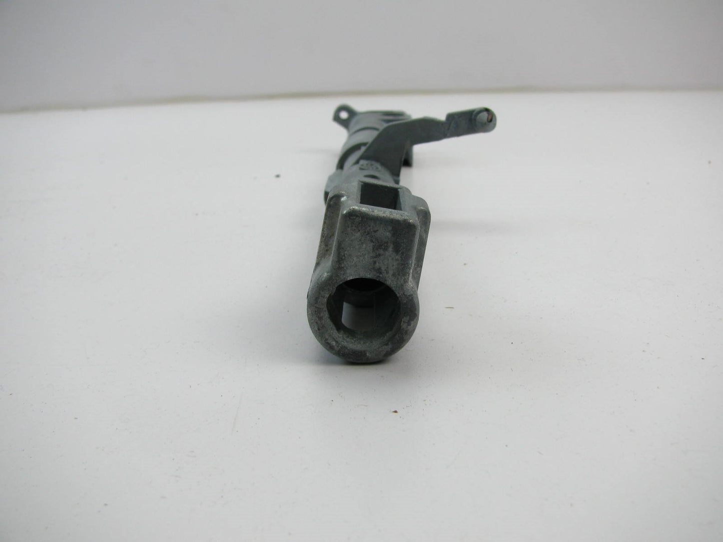 NEW OEM Ford F3TZ-7212-A Steering Column Shift Tube CASTING # F3DC-7215-BB