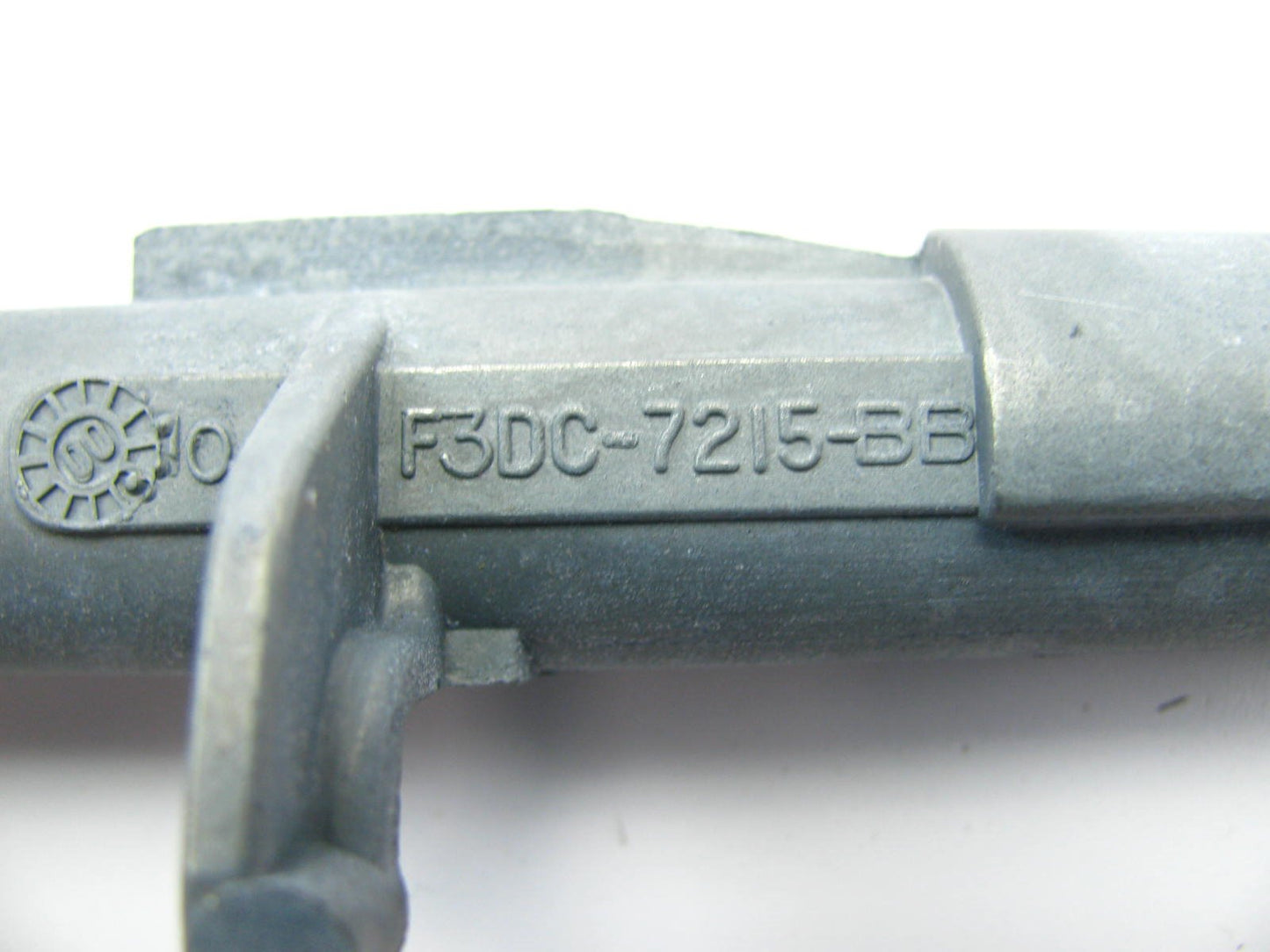 NEW OEM Ford F3TZ-7212-A Steering Column Shift Tube CASTING # F3DC-7215-BB
