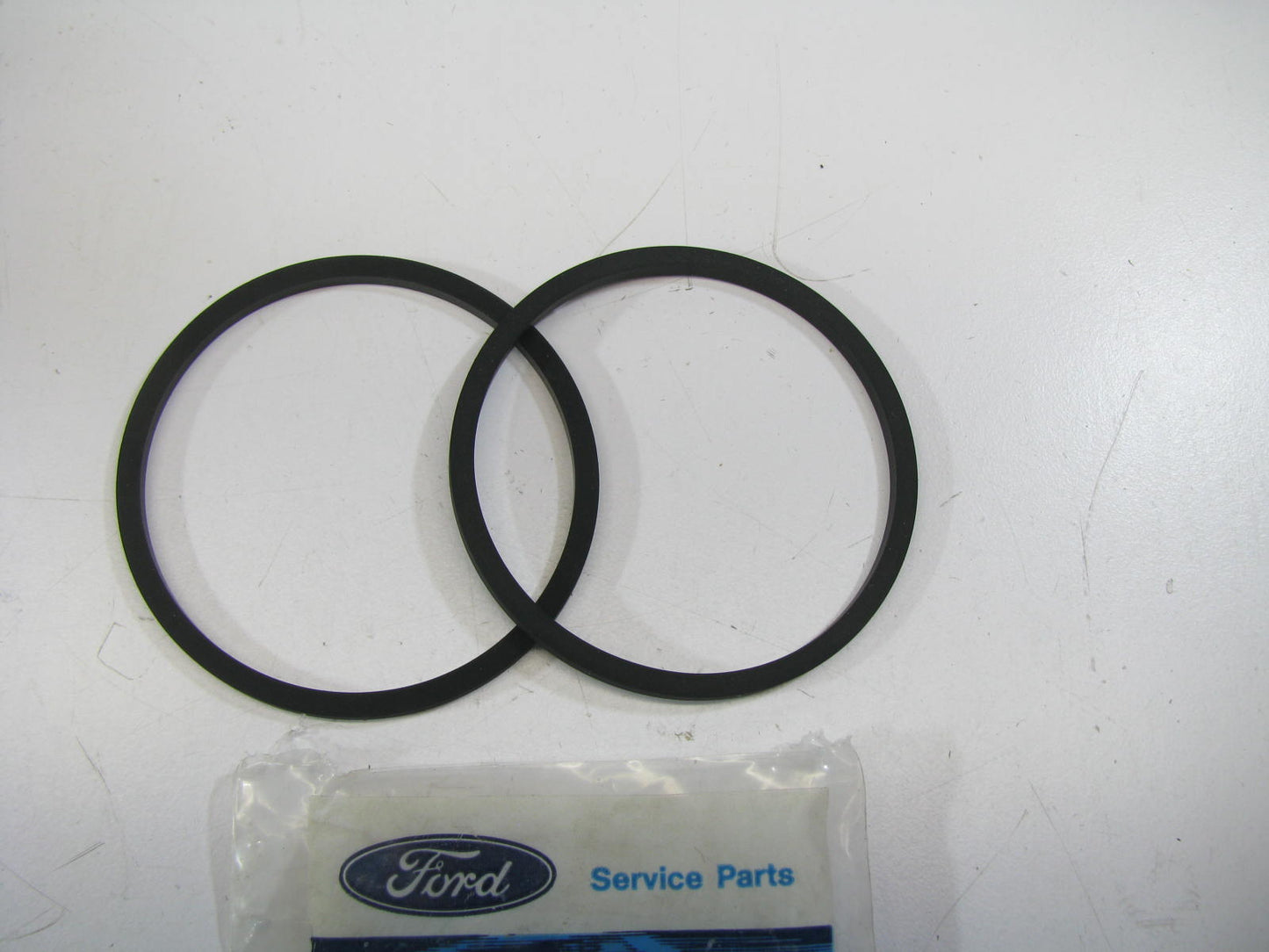 (2) NEW - OEM Ford F3TZ-7D429-A Transmission Intermediate Brake Drum Seal - A4LD