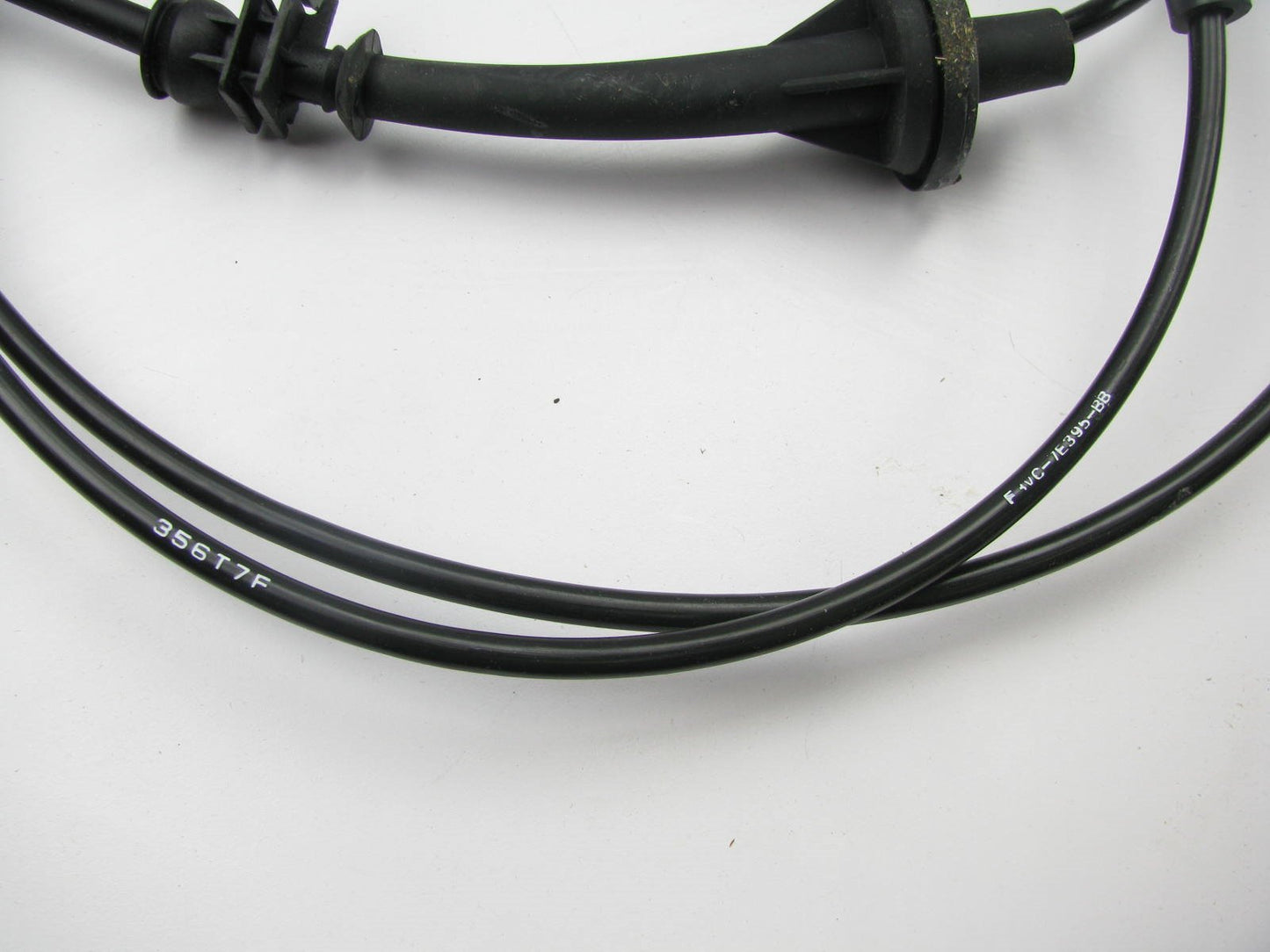 NEW - OEM Ford F3VY-7E395-A Selector Lever Control Cable Assembly