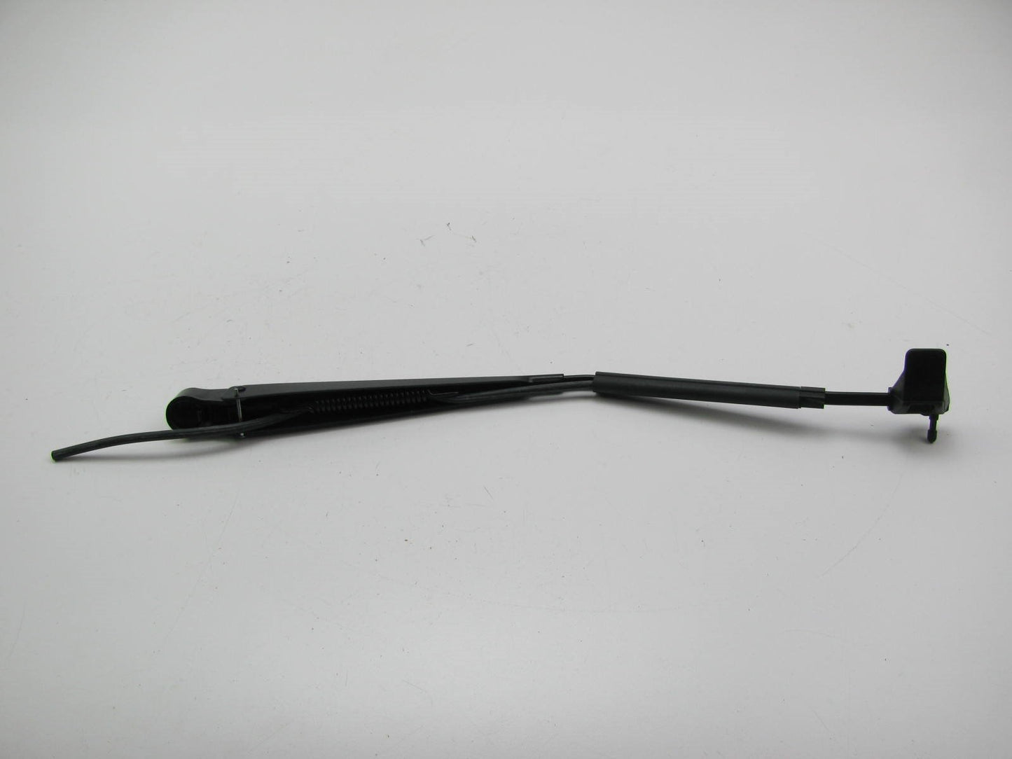 NEW GENUINE OEM Ford F3XY-17526-B Rear Back Glass Wiper Arm