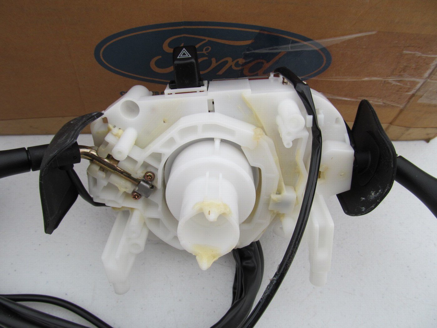 NEW - OEM Ford F42Z-13K359-B Turn Signal & Wiper Combination Switch 95-97 Probe