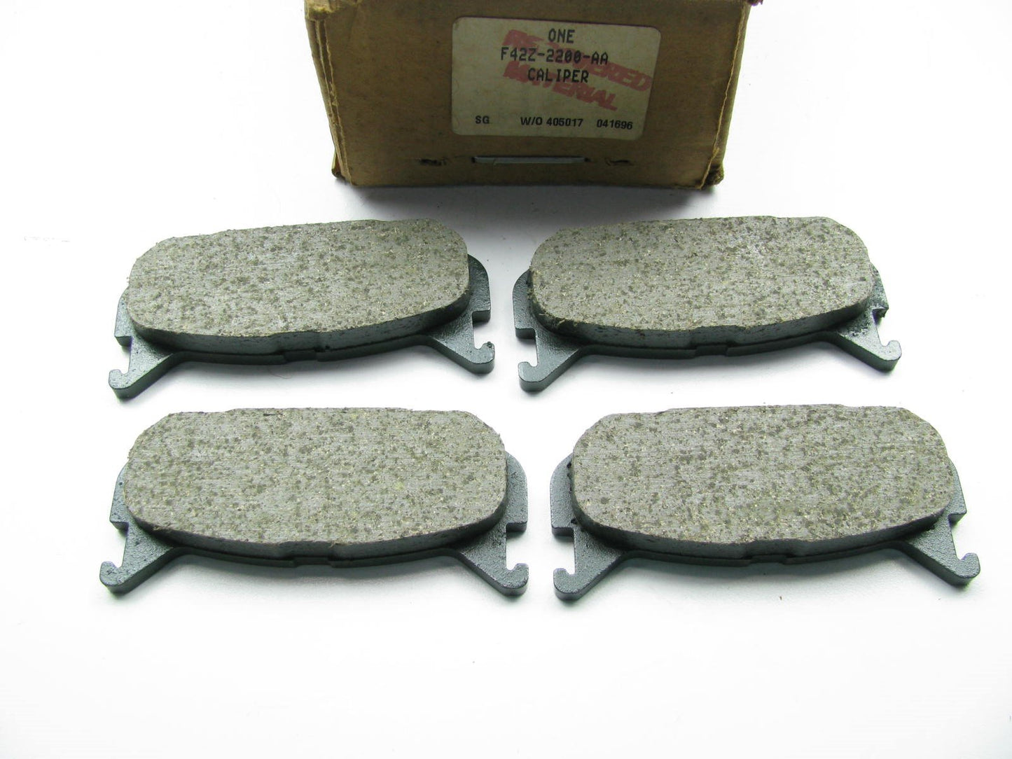 NEW GENUINE OEM  1993-1997 Ford Probe F42Z-2200-AA Rear Disc Brake Pads