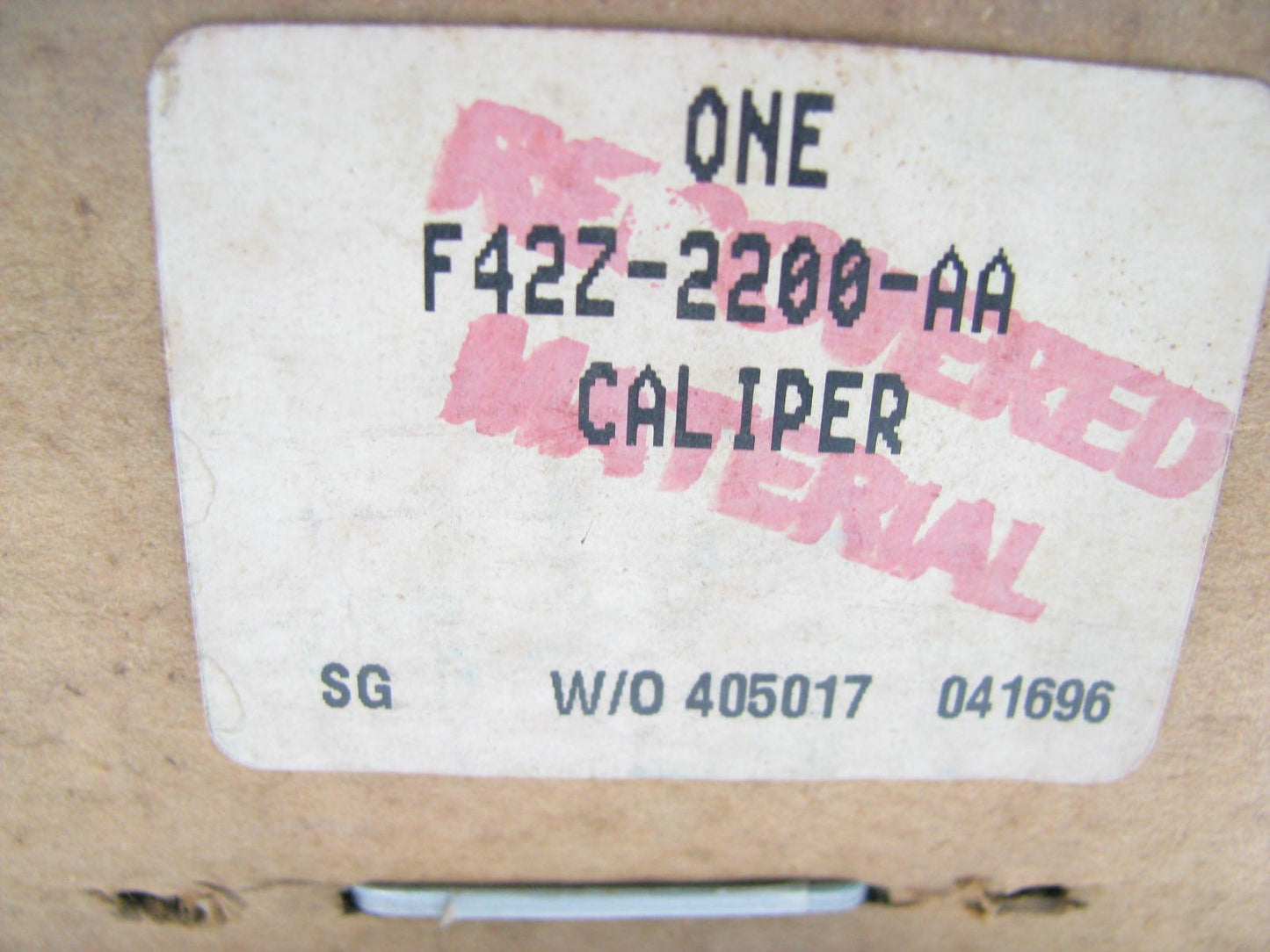 NEW GENUINE OEM  1993-1997 Ford Probe F42Z-2200-AA Rear Disc Brake Pads