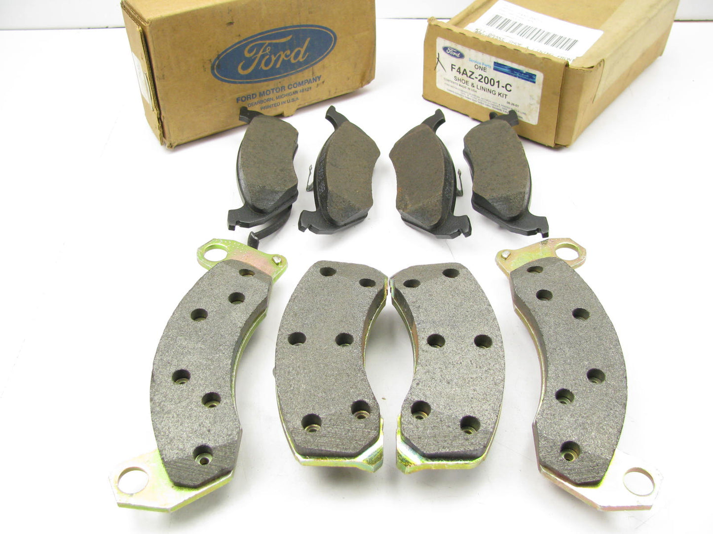 NEW GENUINE OEM Ford Front & Rear Brake Pads 92-95 Crown Victoria Police Interc.