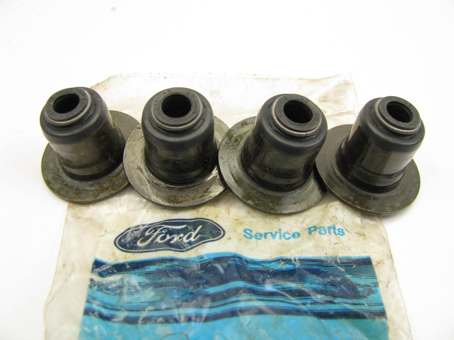 (4) NEW - OEM Ford F4AZ-6571-A Engine Valve Stem Seal 1996-2011 4.6L-V8