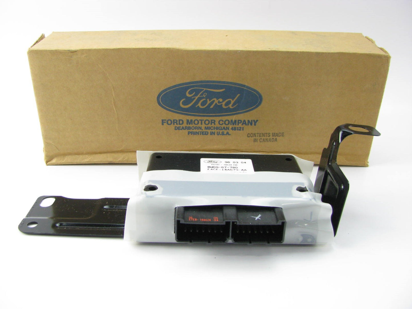 NEW GENUINE OEM Ford F4CF-14A679-AA Body Control Module BCM   F4CF-14A679-AA Type 2