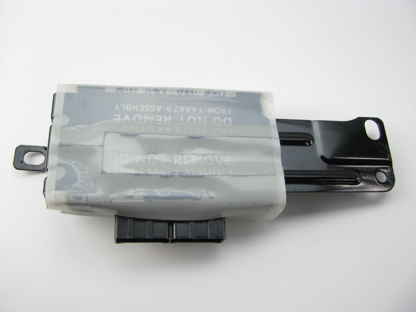 NEW GENUINE OEM Ford F4CF-14A679-AA Body Control Module BCM   F4CF-14A679-AA Type 2