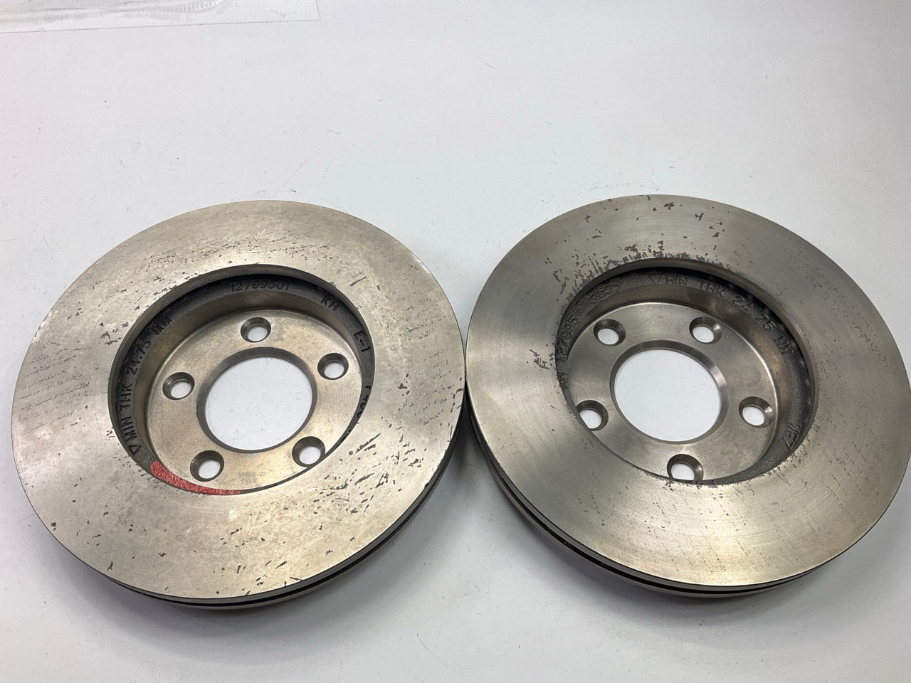 (2) NEW - OEM Ford F4DZ-1125-A Front Brake Rotors 94-95 Thunderbird 96-99 Taurus
