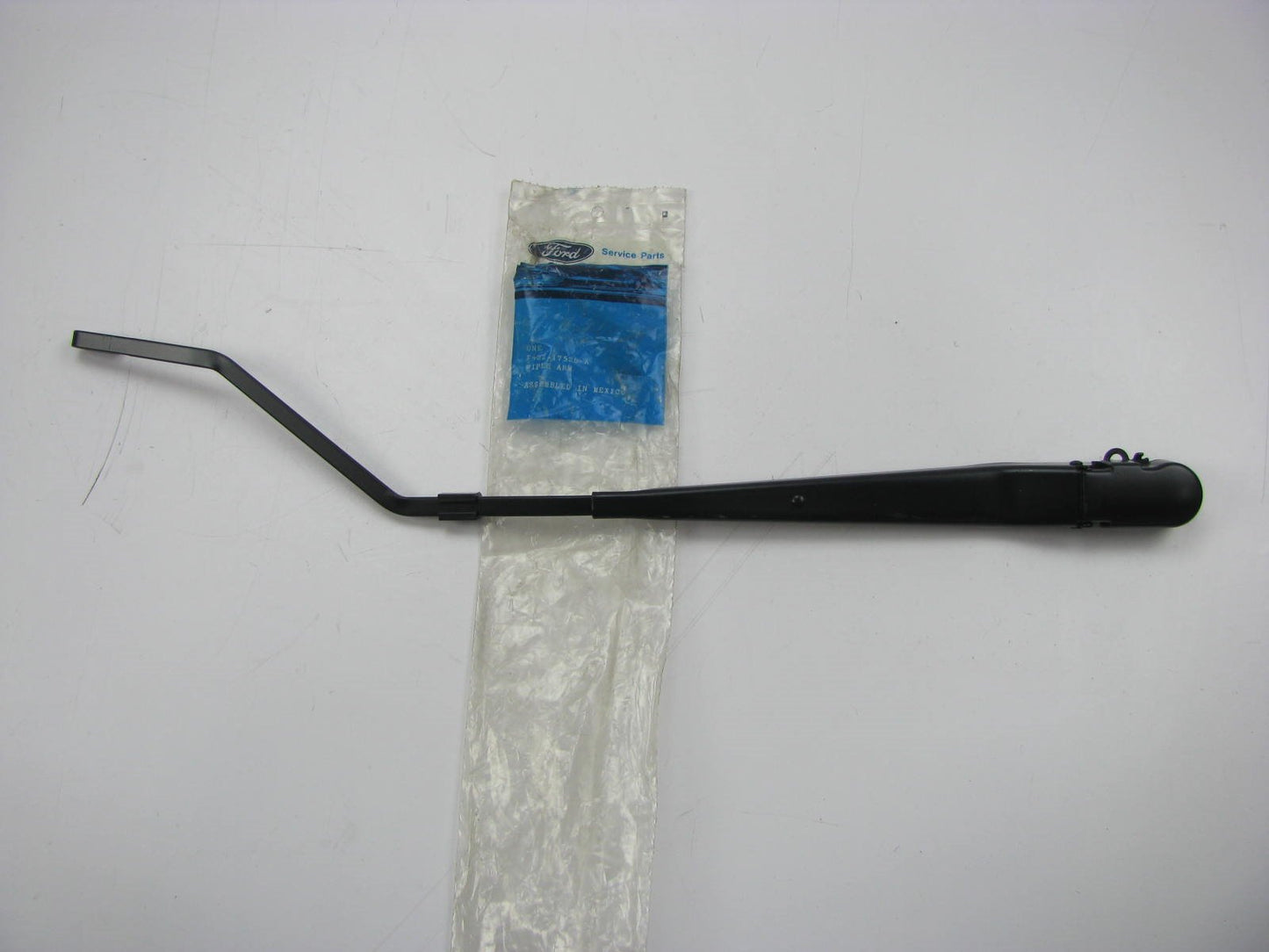 New Genuine RIGHT Passenger Side Windshield Wiper Arm OEM For 91-95 Ford Taurus