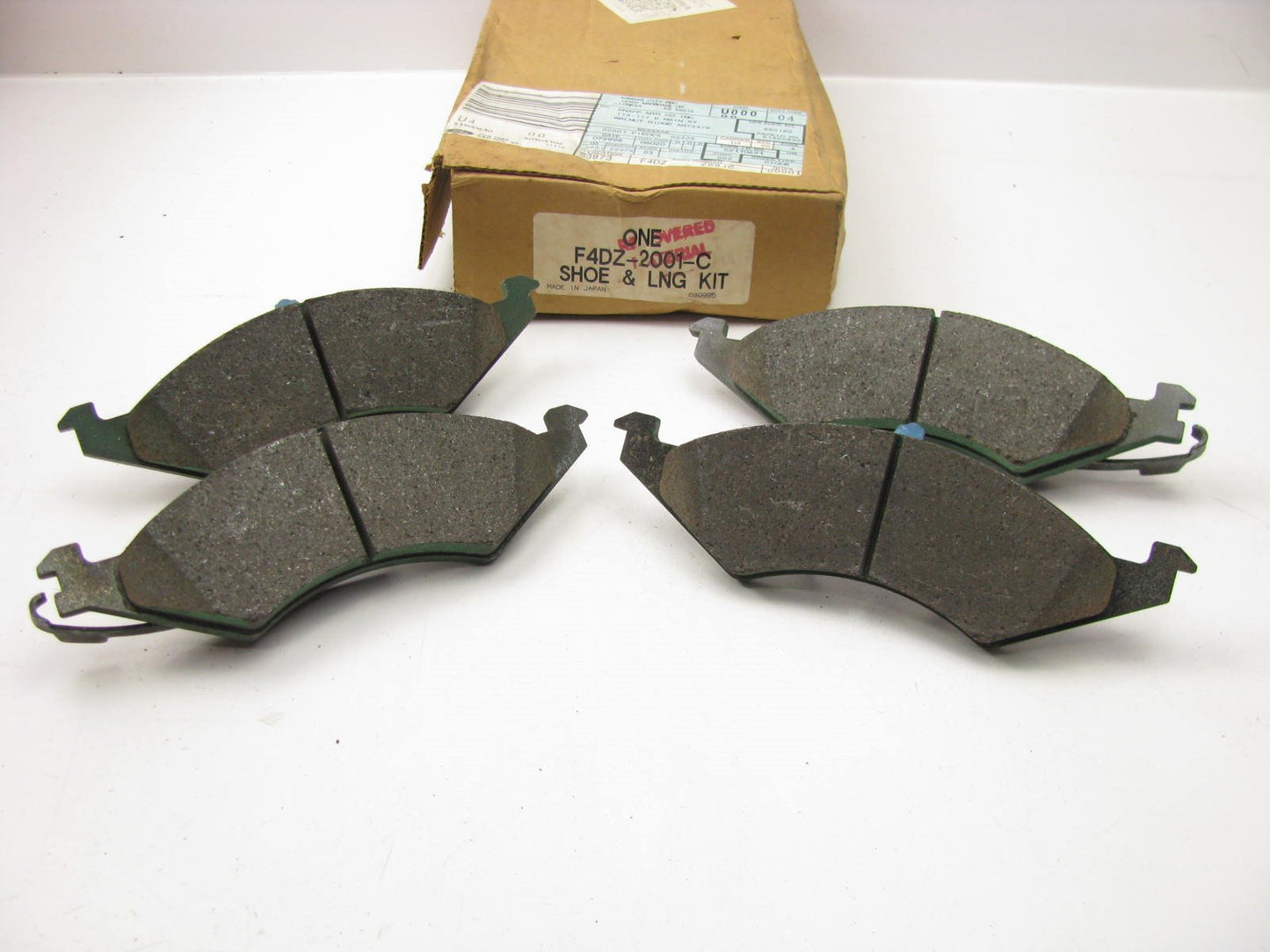 NEW GENUINE OEM Ford F4DZ-2001-C Front Disc Brake Pads 1992-1995 Taurus & Sable
