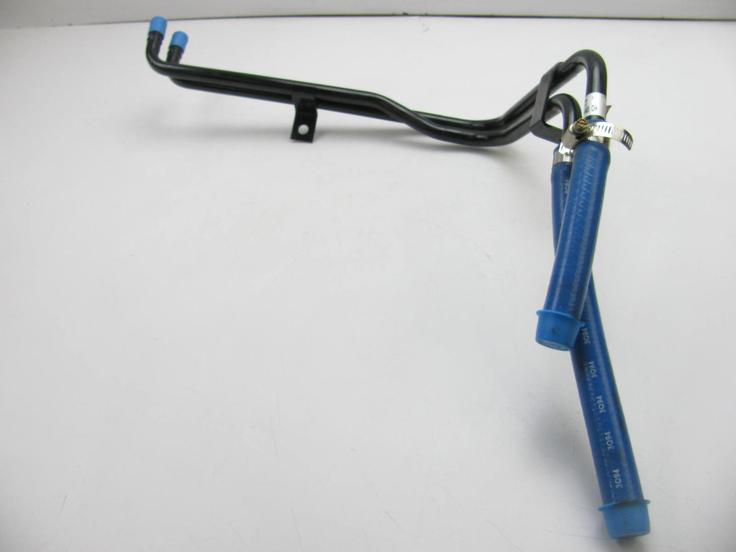NEW - OEM 1994 Ford F4HZ-18B402-B Heavy Truck Hot Water Heater Tube Assembly