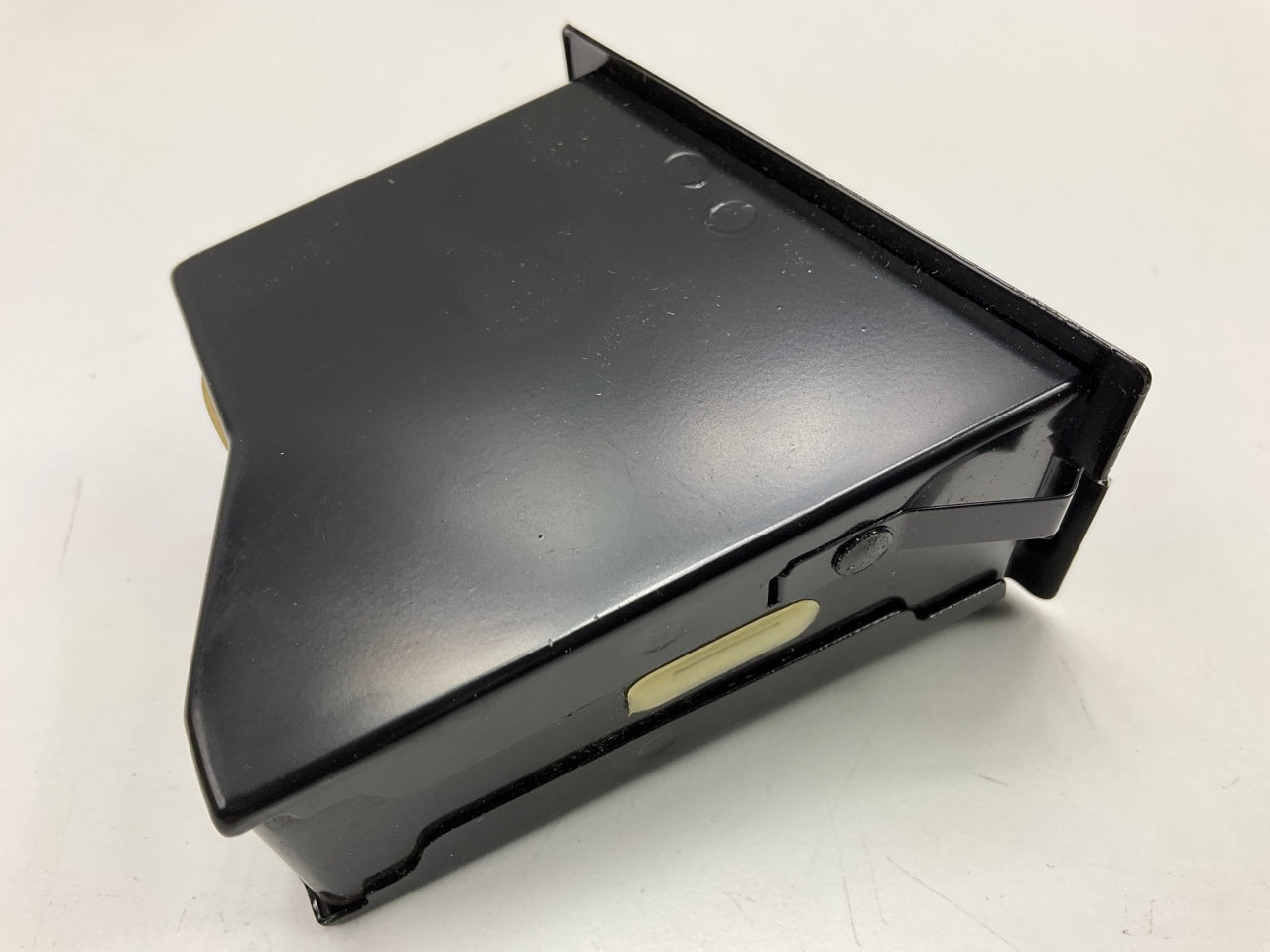 NEW - OEM Ford F4SZ-6304788-A Console Panel Ash Receptacle 1994-1997 Thunderbird