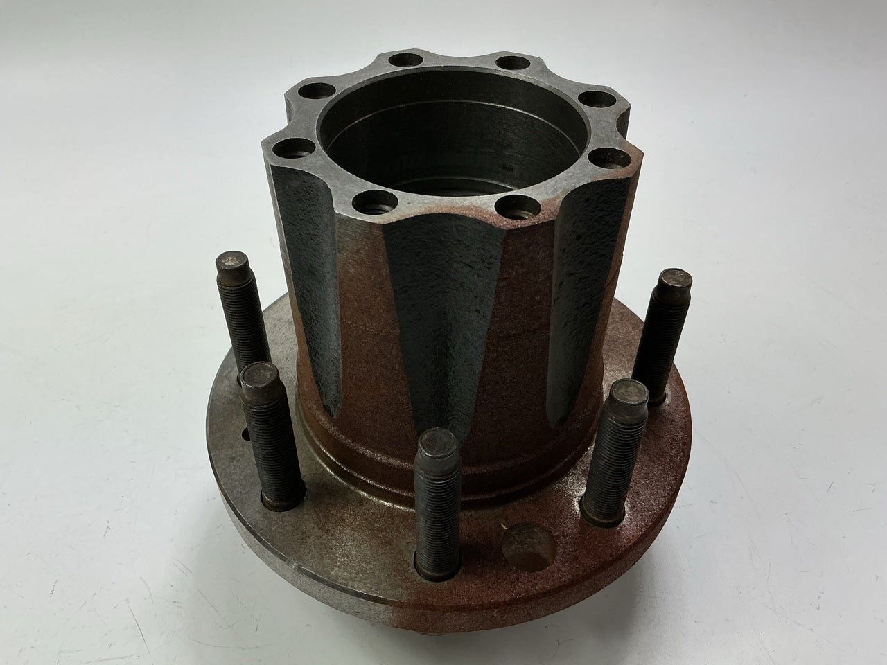 SURFACE RUST - OEM F4TZ-1109-A 8-LUG Rear Axle Wheel Hub 92-97 FORD F-250 F-350