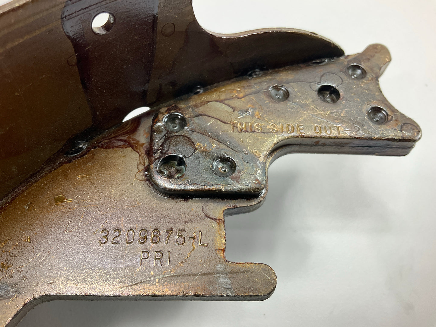 Ford F4TZ-2200-A OEM Rear Brake Shoes - 1994-1998 E-350 Econoline (12-1/8x3-1/2)