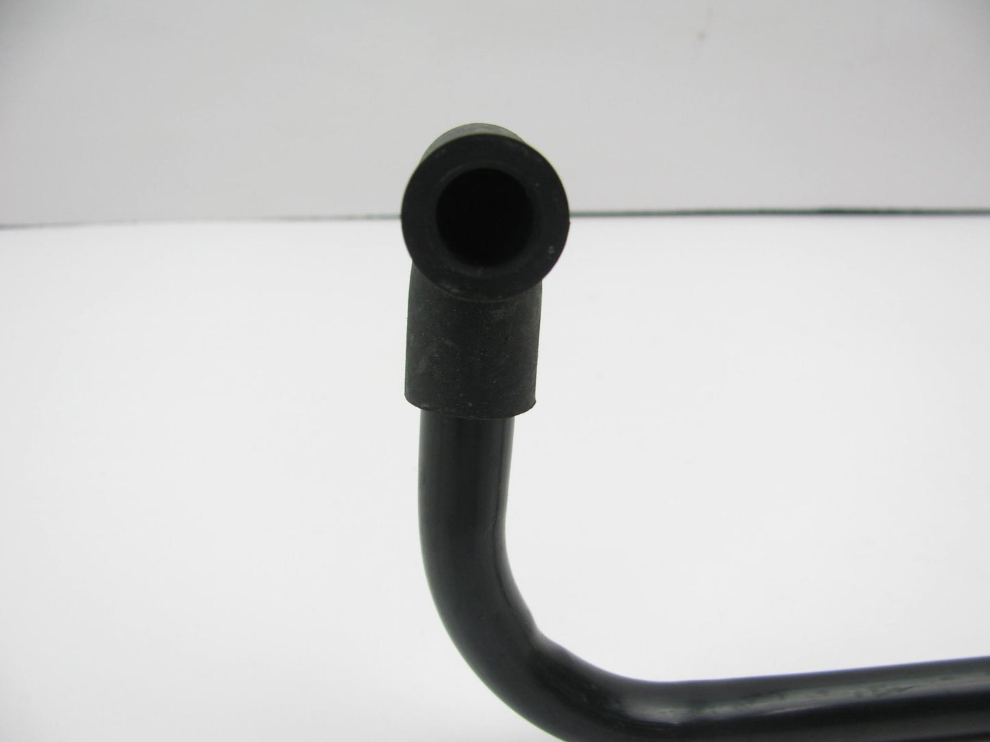 NEW OEM Ford F4TZ-6C324-B PCV Connector Hose Tube 1994-96 F-250 94-97 F-350 7.5L
