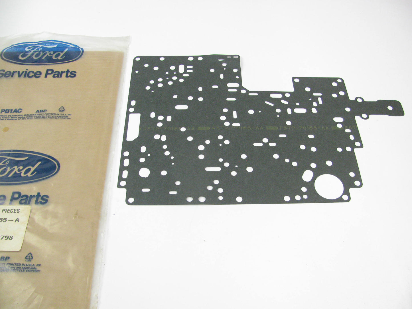 NEW - OEM Ford F4TZ-7C155-A Automatic Transmission Valve Body Gasket 90-95 E4OD