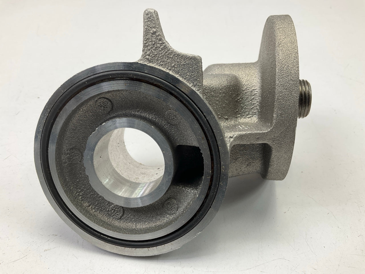 NEW - OEM Ford F4UZ-6881-A Engine Oil Filter Adapter Housing 90 Deg SBF 302 351W