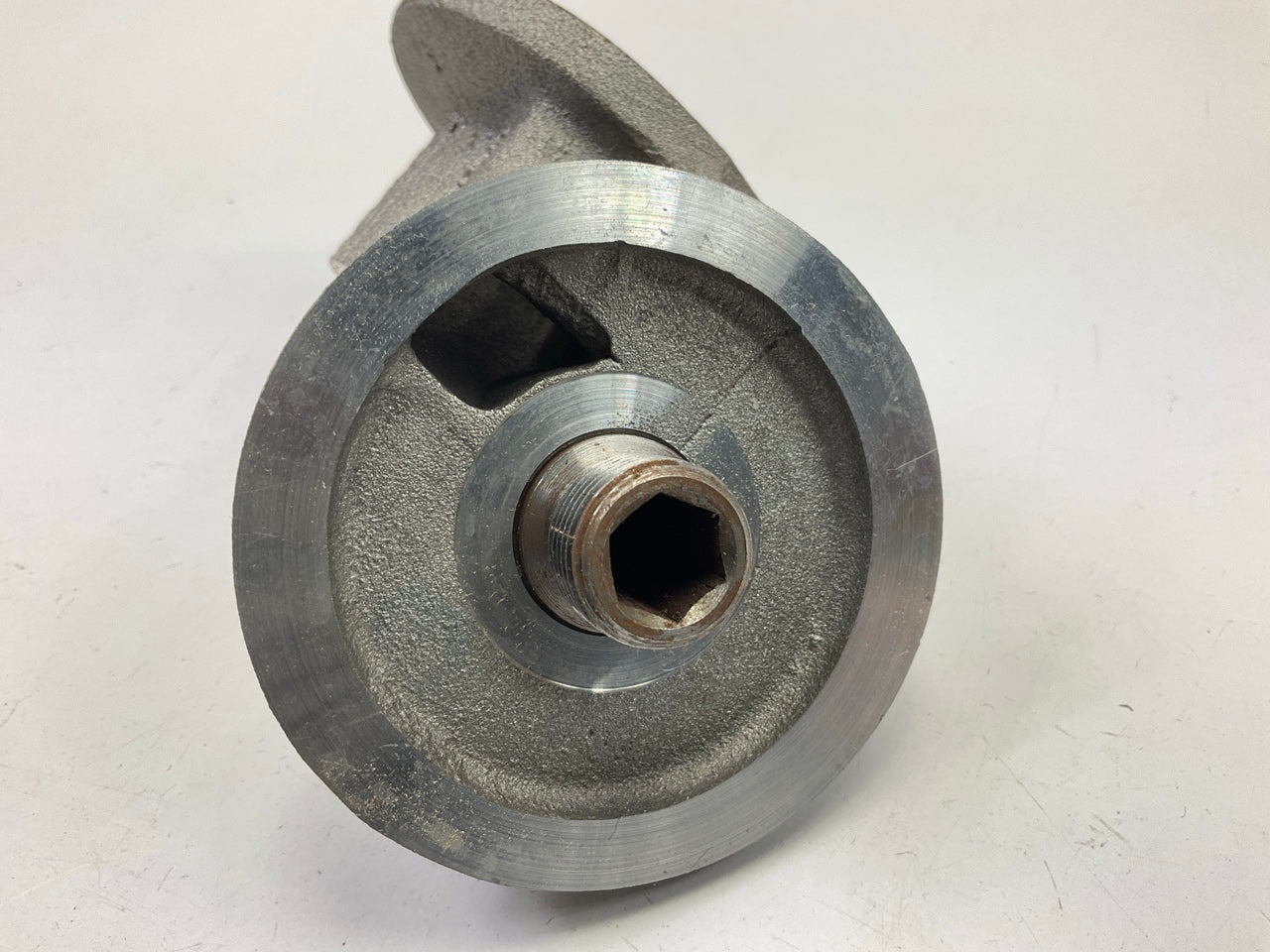 NEW - OEM Ford F4UZ-6881-A Engine Oil Filter Adapter Housing 90 Deg SBF 302 351W