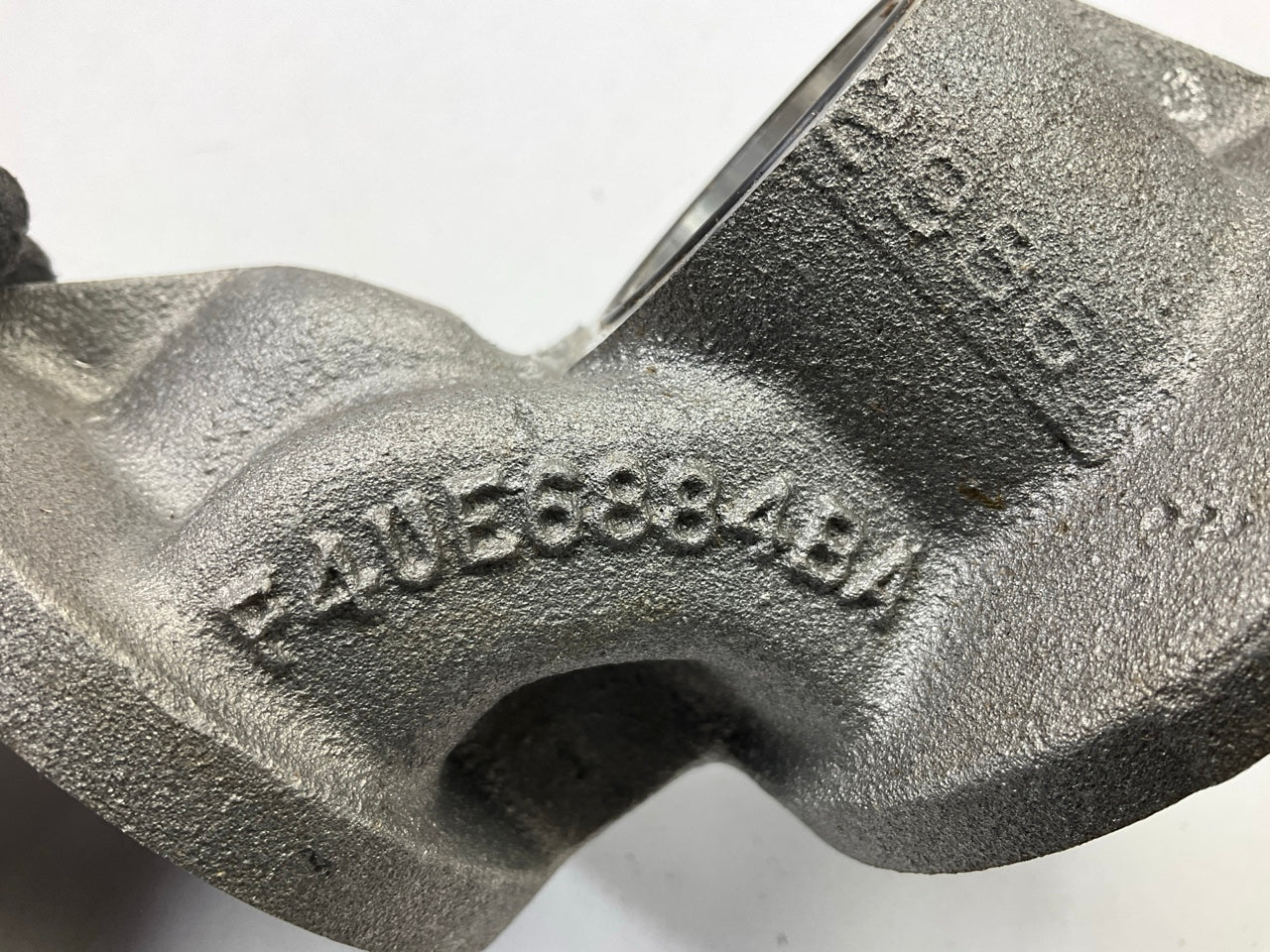 NEW - OEM Ford F4UZ-6881-A Engine Oil Filter Adapter Housing 90 Deg SBF 302 351W