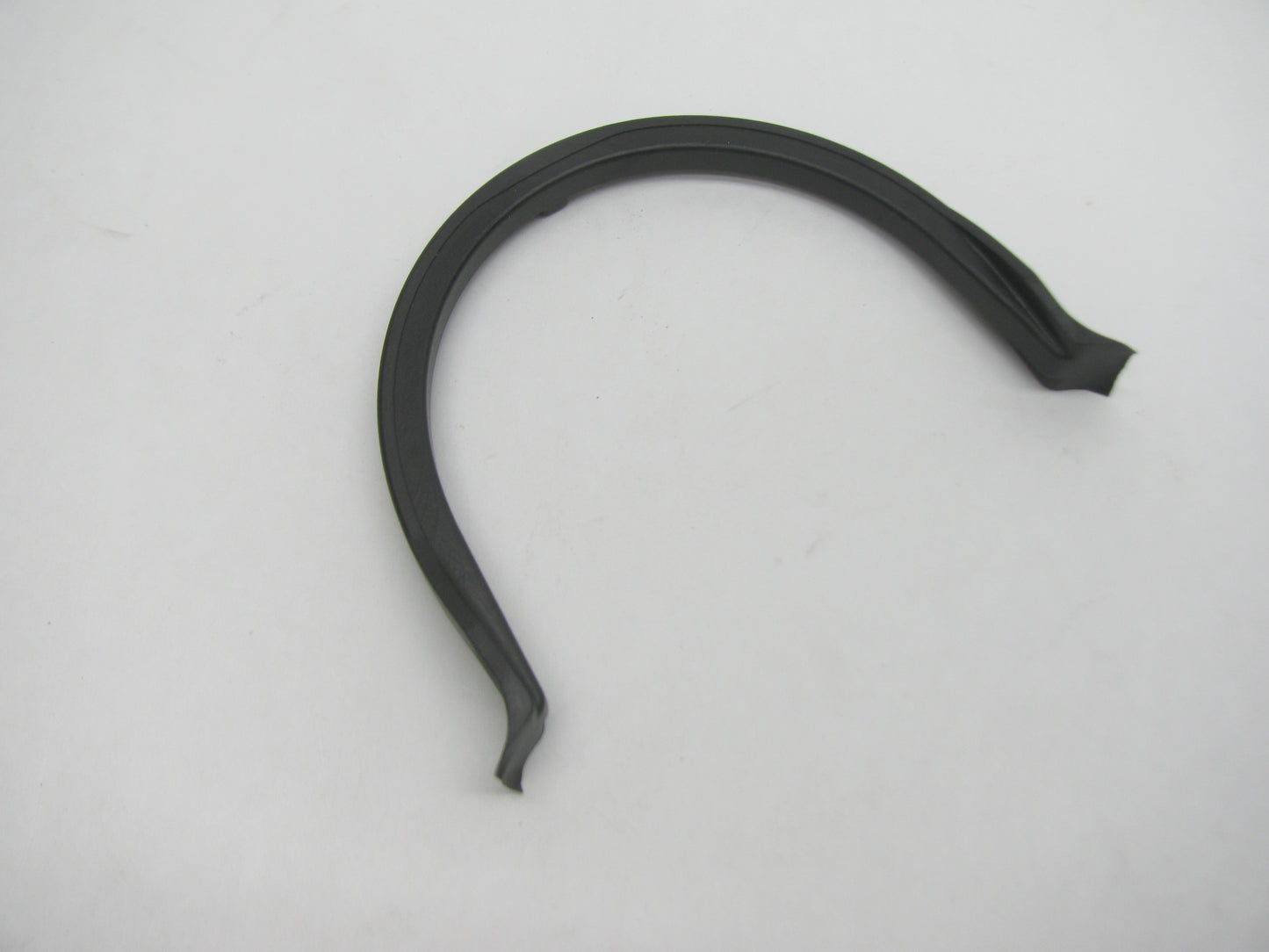 NEW - OEM Ford F4XY-6781-BA Front Engine Oil Pan Seal