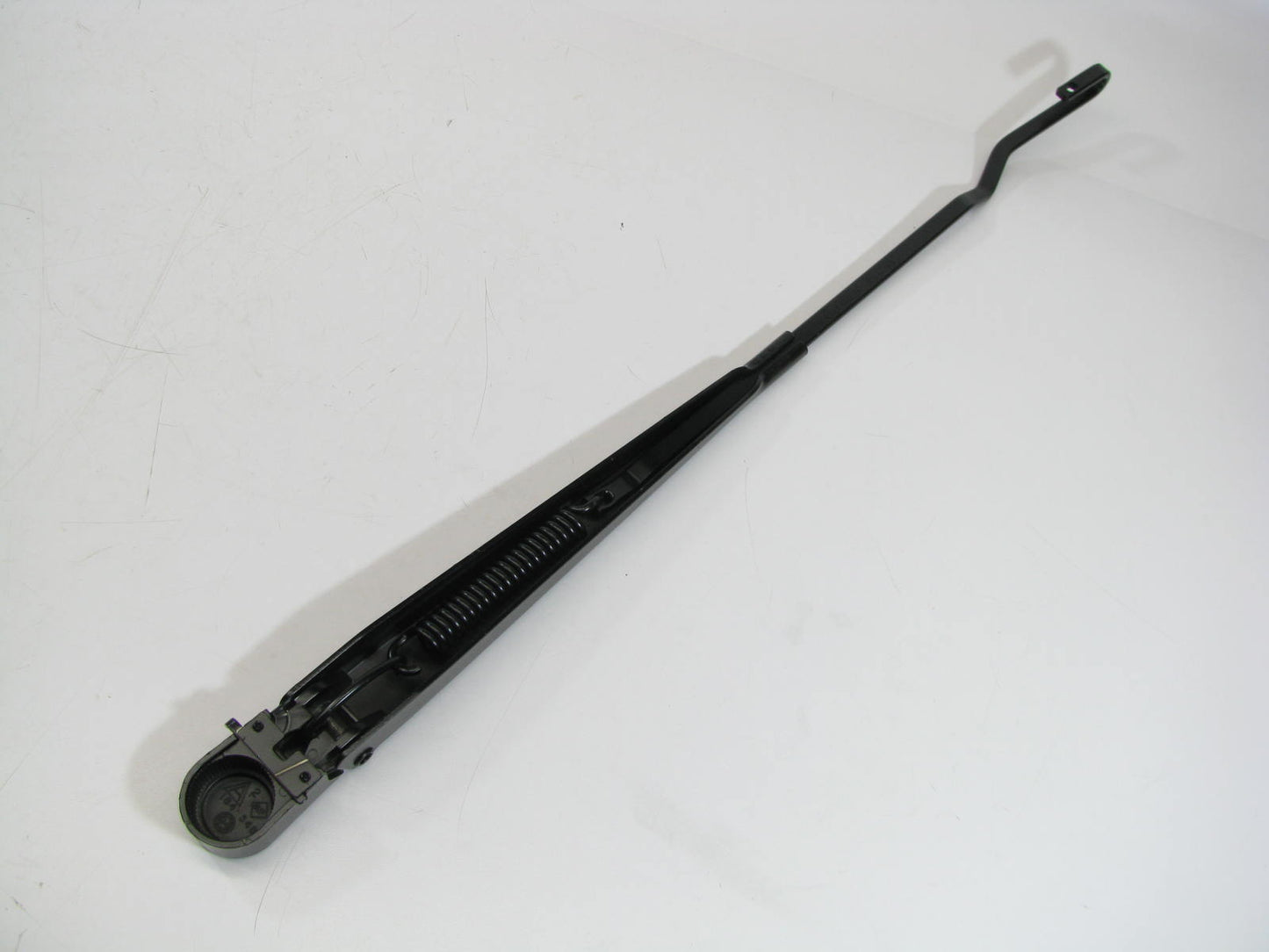 NEW GENUINE OEM Ford F4ZZ-17526-A Wiper Arm - Front Right Passengers Side