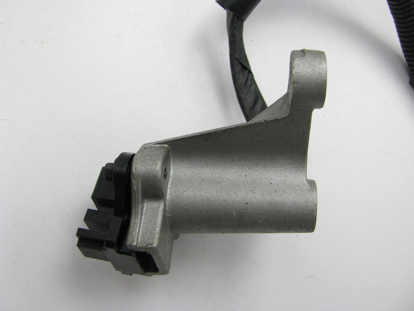 NEW - OEM FORD F4ZZ-6C351-A Engine Crankshaft Position Sensor 91-93 Mustang 2.3L