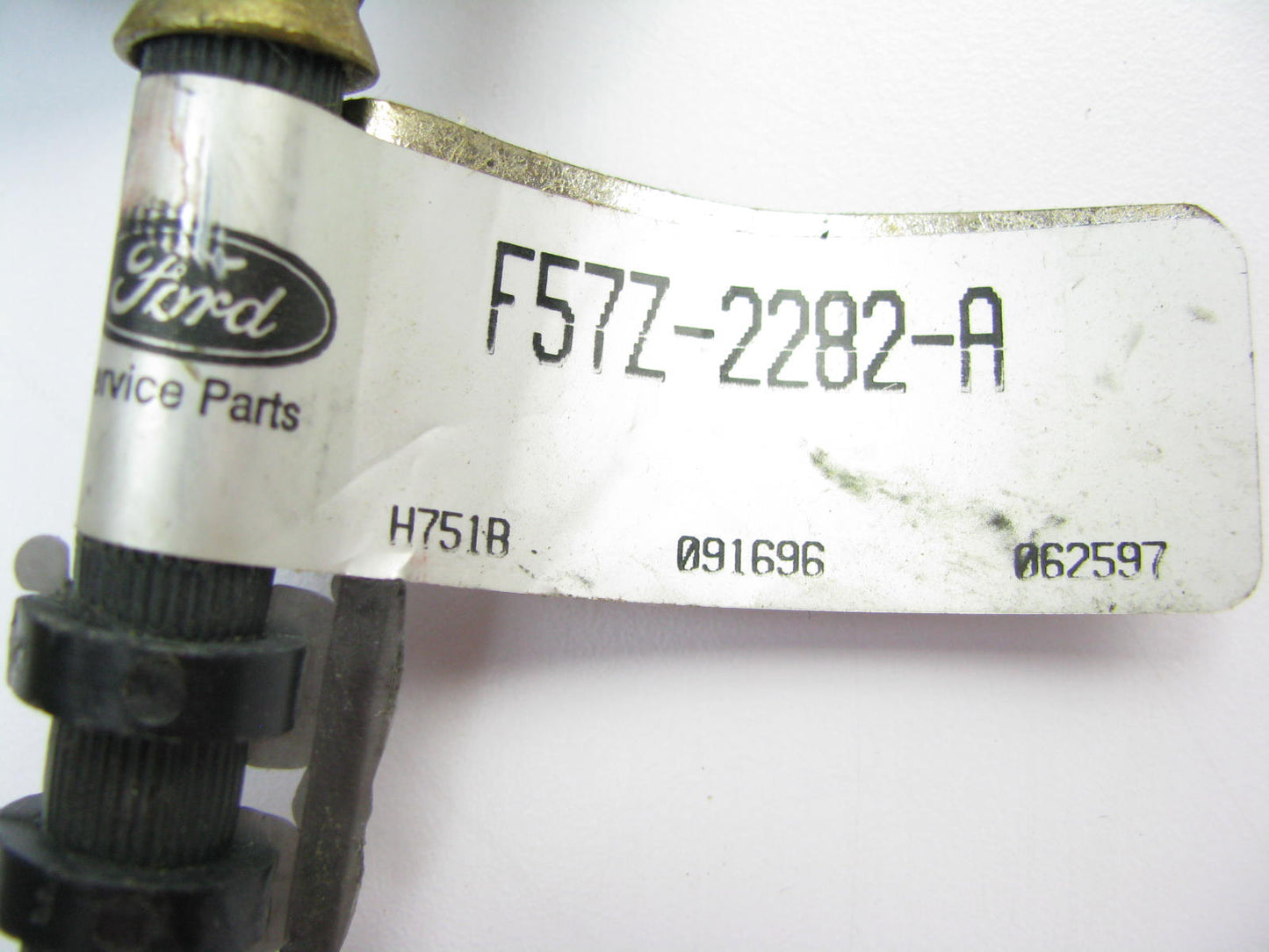 NEW - OEM Ford F57Z-2282-A Rear Center Brake Hose 1990-05 Ranger 91-94 Explorer