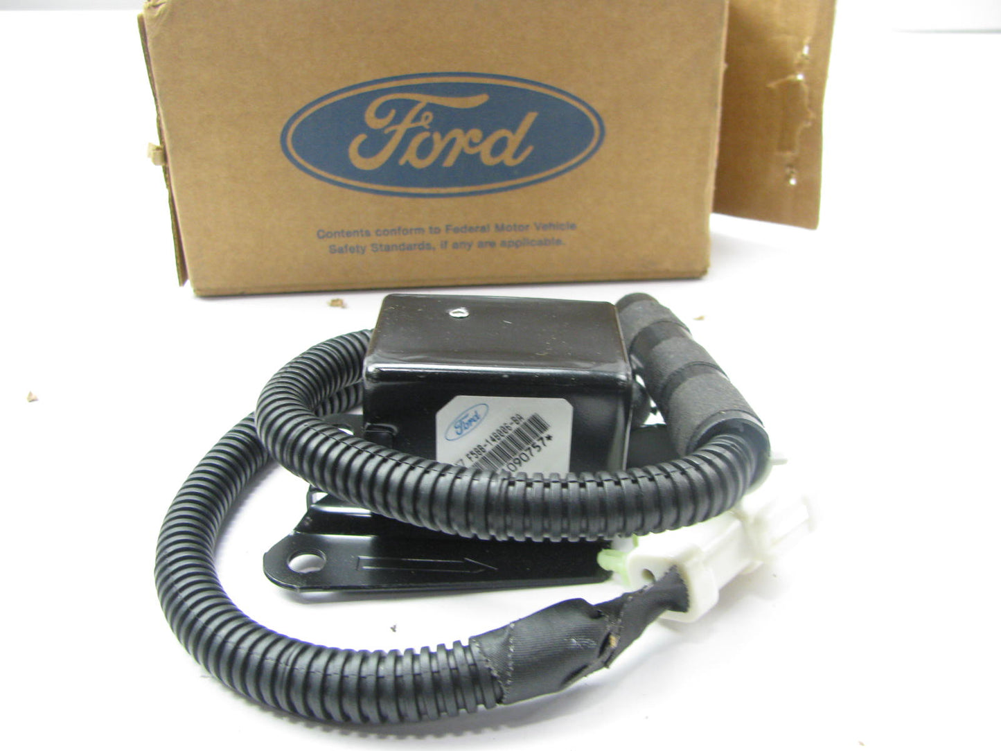 NEW - OEM Ford F58B-14B006-BA Front Center SRS Crash Sensor 1995-98 Windstar