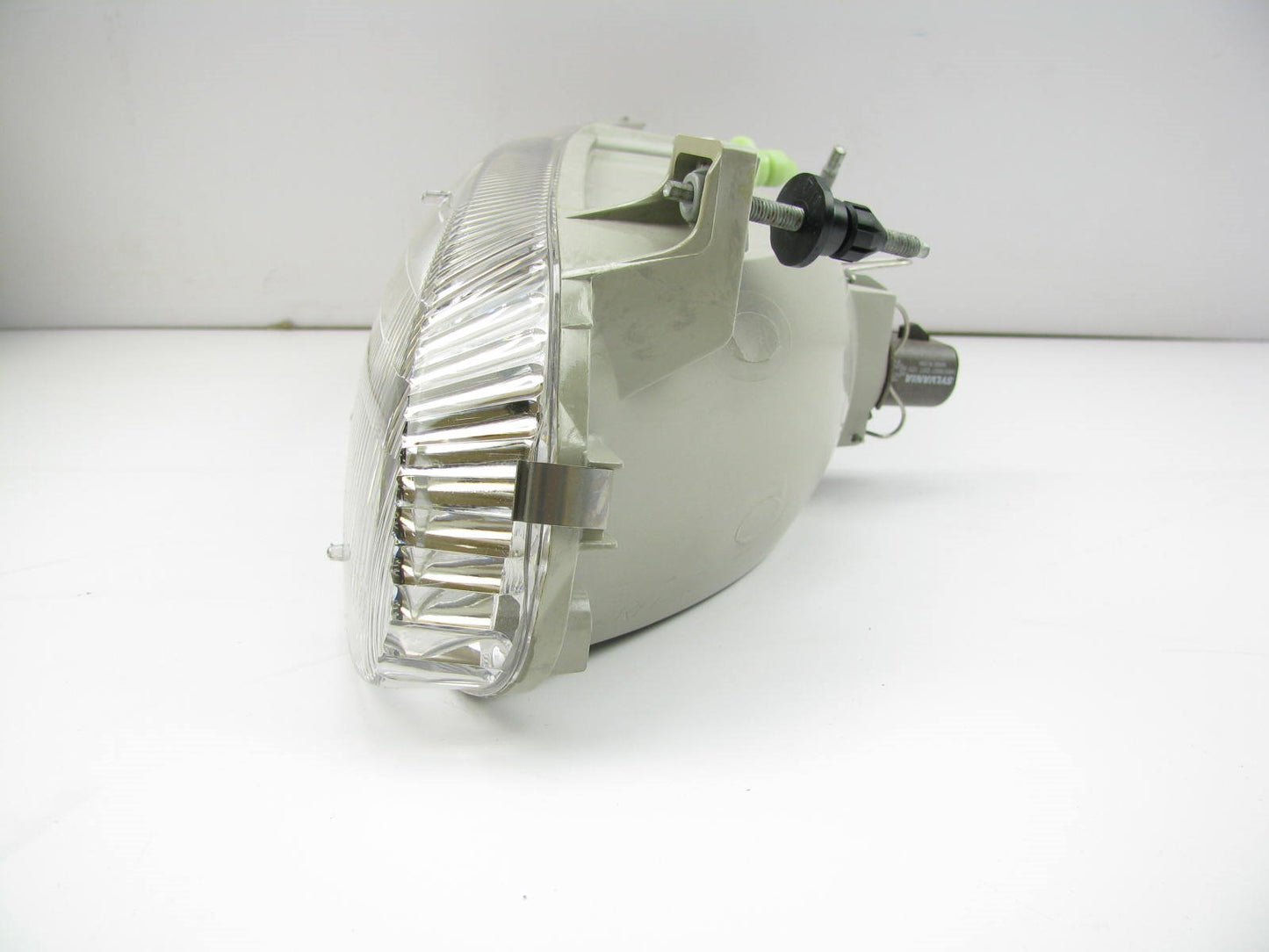 NEW OEM Ford F58Z-13008-A Front Right Side Headlight Head Lamp 1995-97 Windstar