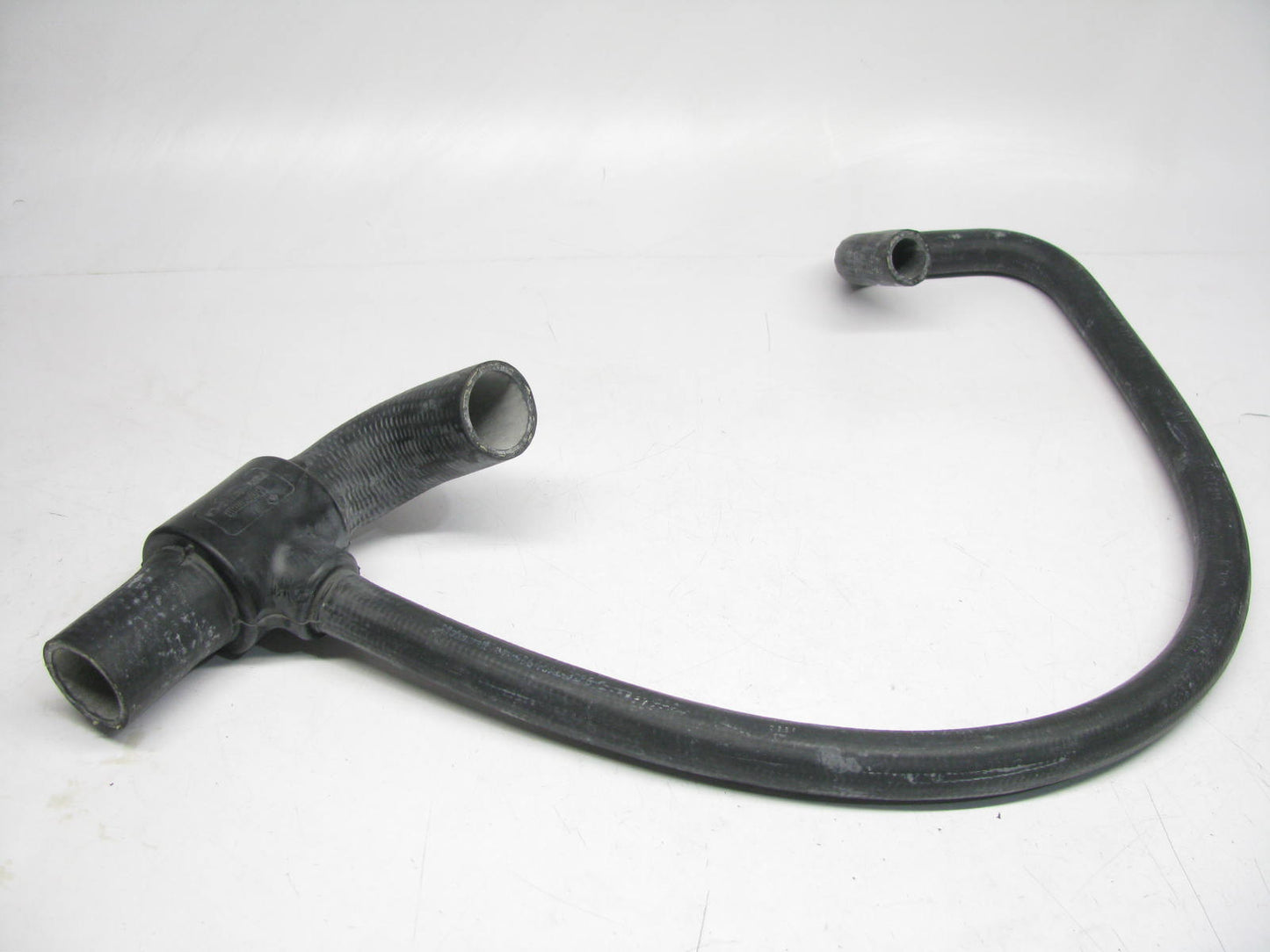 NEW GENUINE Ford F5AE-8B273-CA Radiator Bypass Coolant Hose