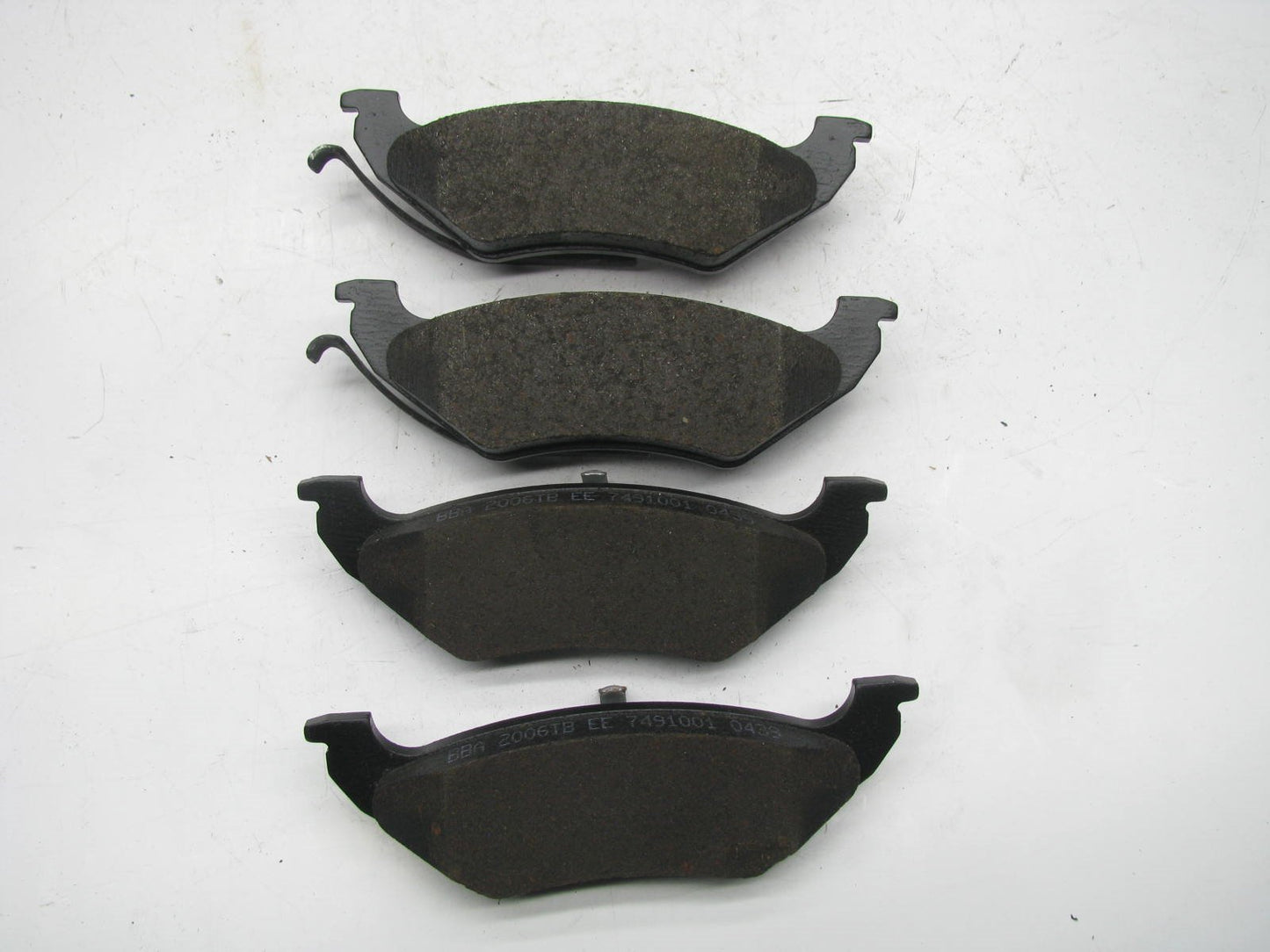 NEW GENUINE OEM Ford Rear Brake Pads 1992-95 Ford Crown Victoria POLICE PACKAGE