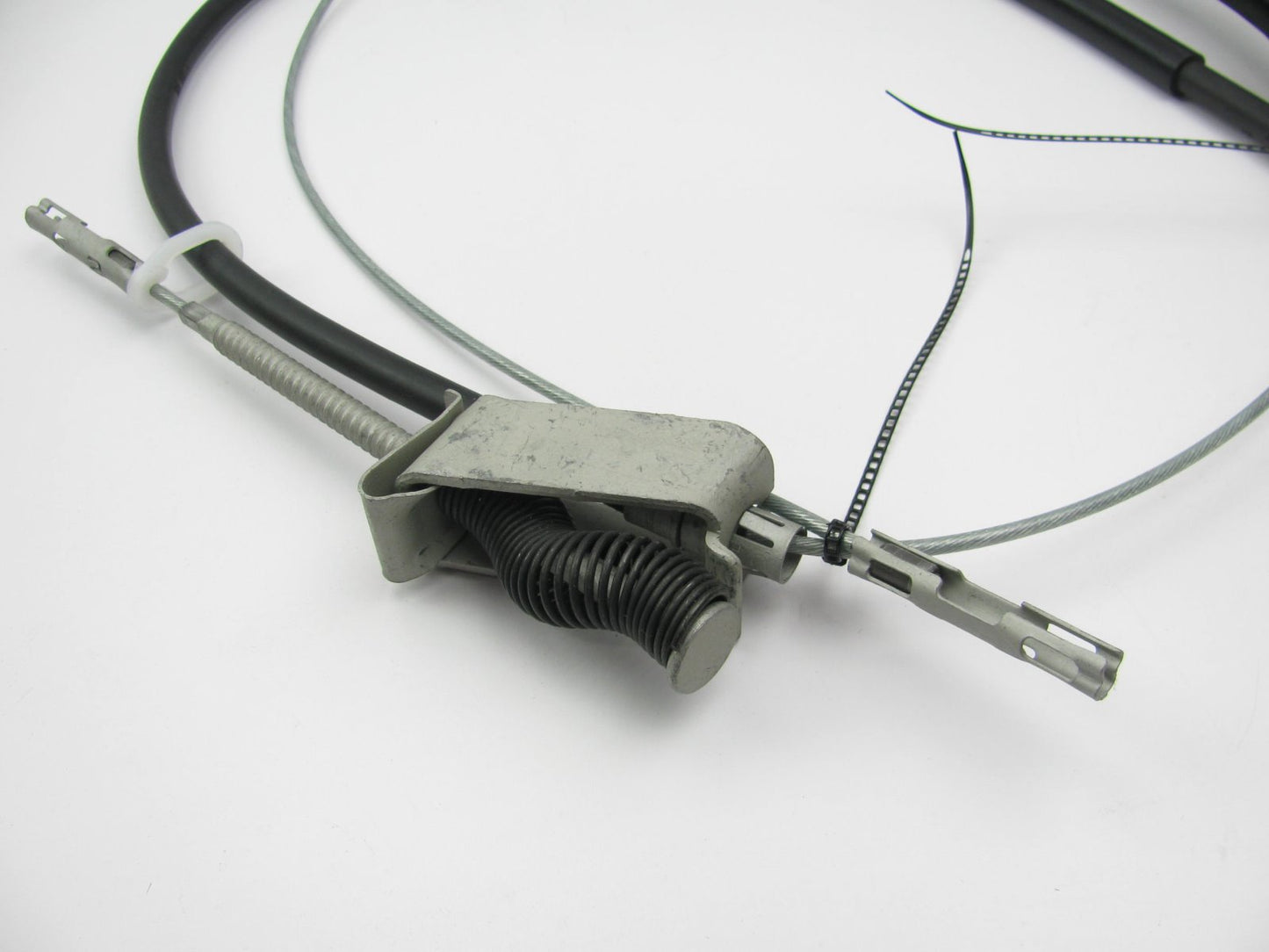 NEW - OEM Ford F5AZ-2A635-B Rear Left Parking Brake Cable 1995 Crown Victoria