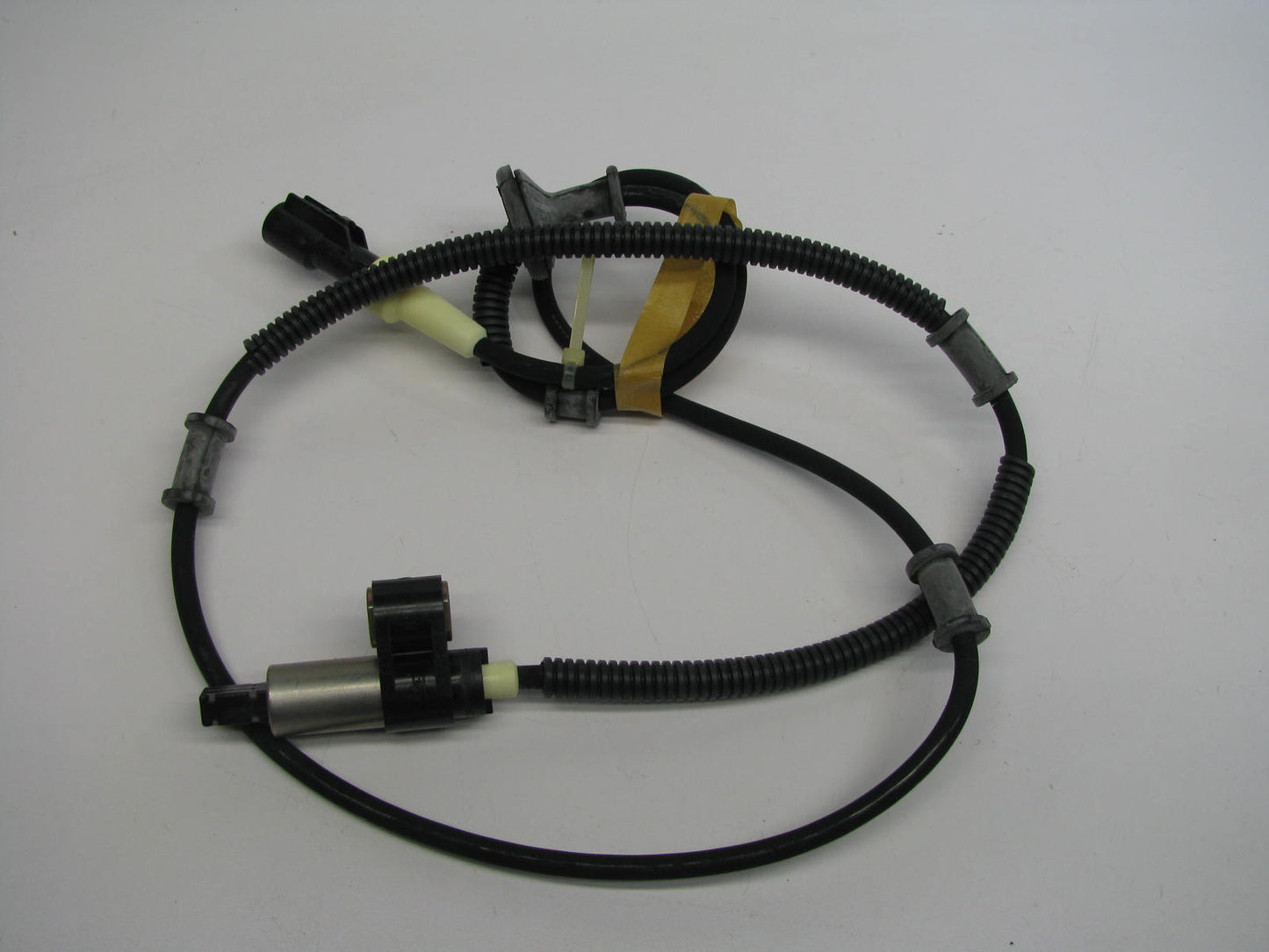 NEW - OEM Ford F5AZ-2C190-A ABS Wheel Speed Sensor - Rear Left / Right