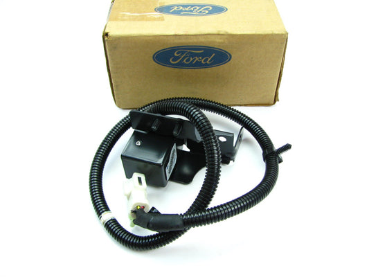 NEW OEM Ford F5CZ-14B004-A FRONT RIGHT SRS Crash Sensor 1996 Escort, Tracer