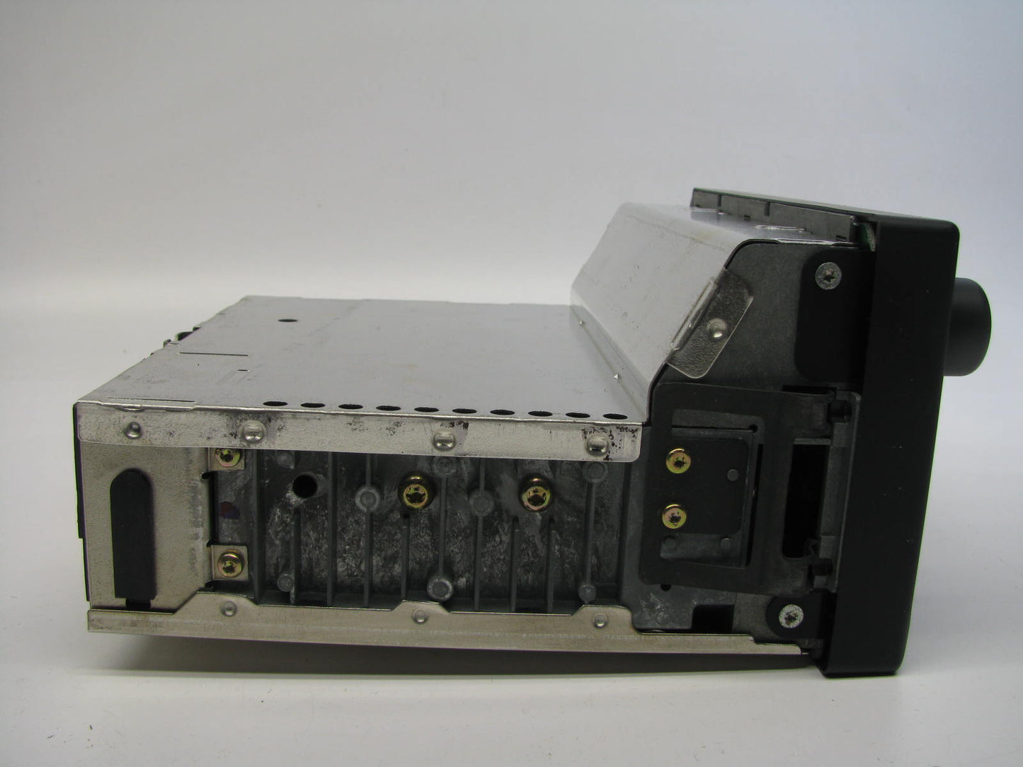 Ford OEM F5LY-18806-A AM/FM Radio Receiver Chassis 1995-1998 Lincoln Mark VIII