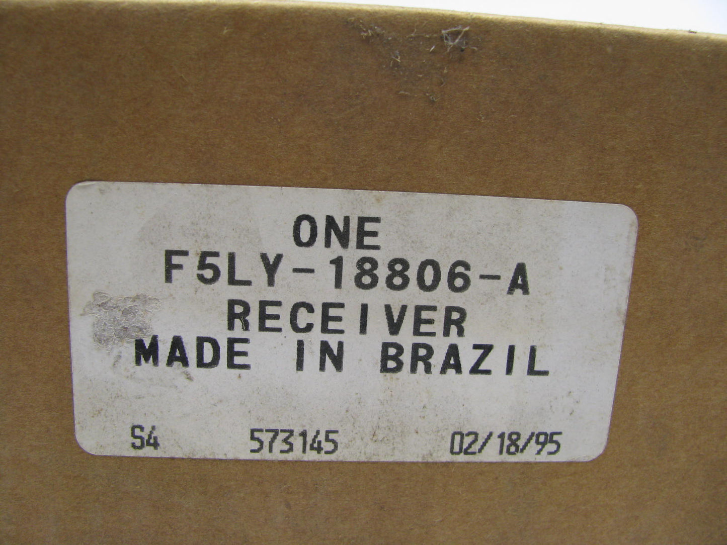 Ford OEM F5LY-18806-A AM/FM Radio Receiver Chassis 1995-1998 Lincoln Mark VIII