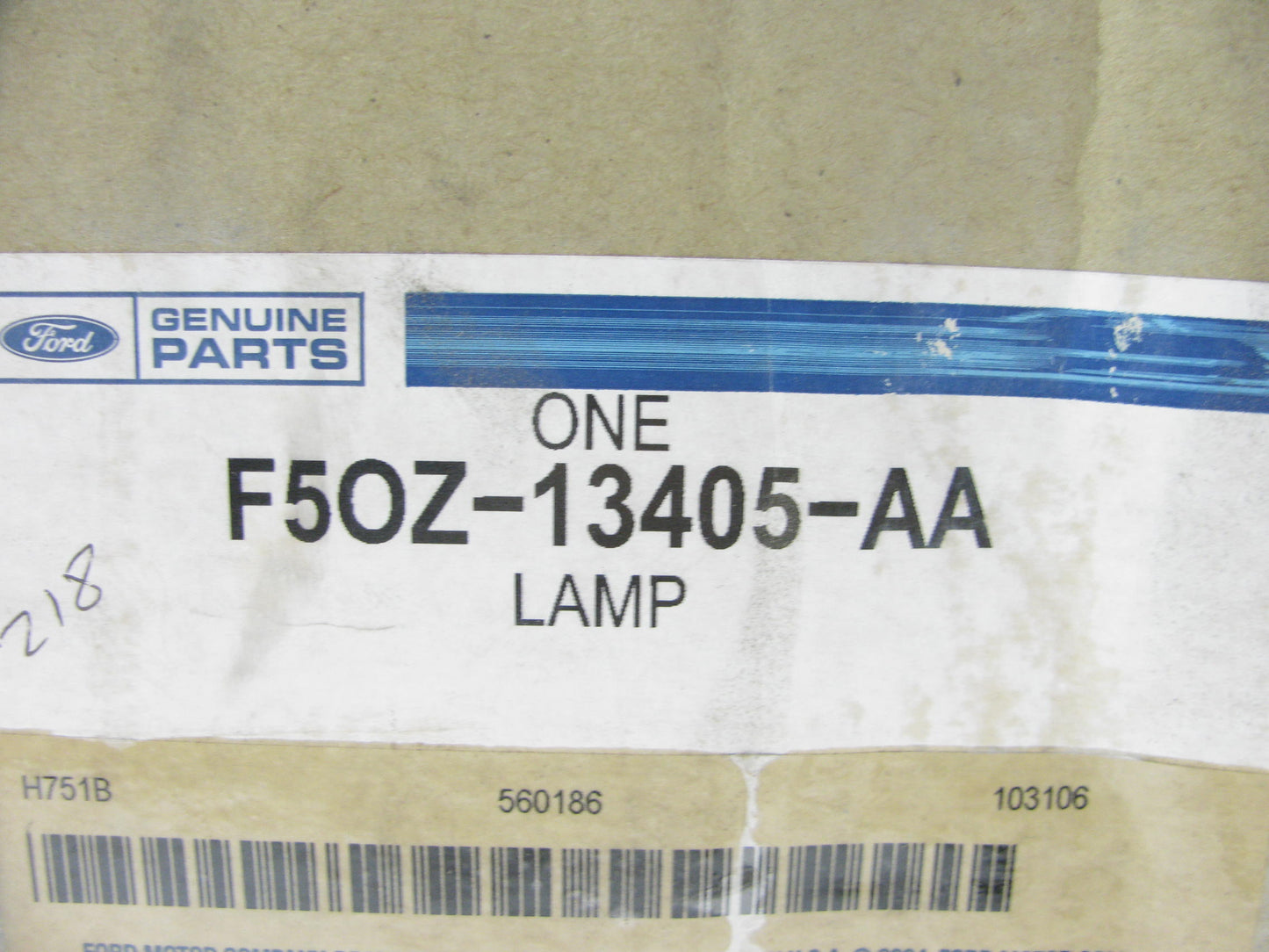 NEW OEM Ford F5OZ-13405-AA Left Drivers Side Tail Light Lamp 1995-96 Continental