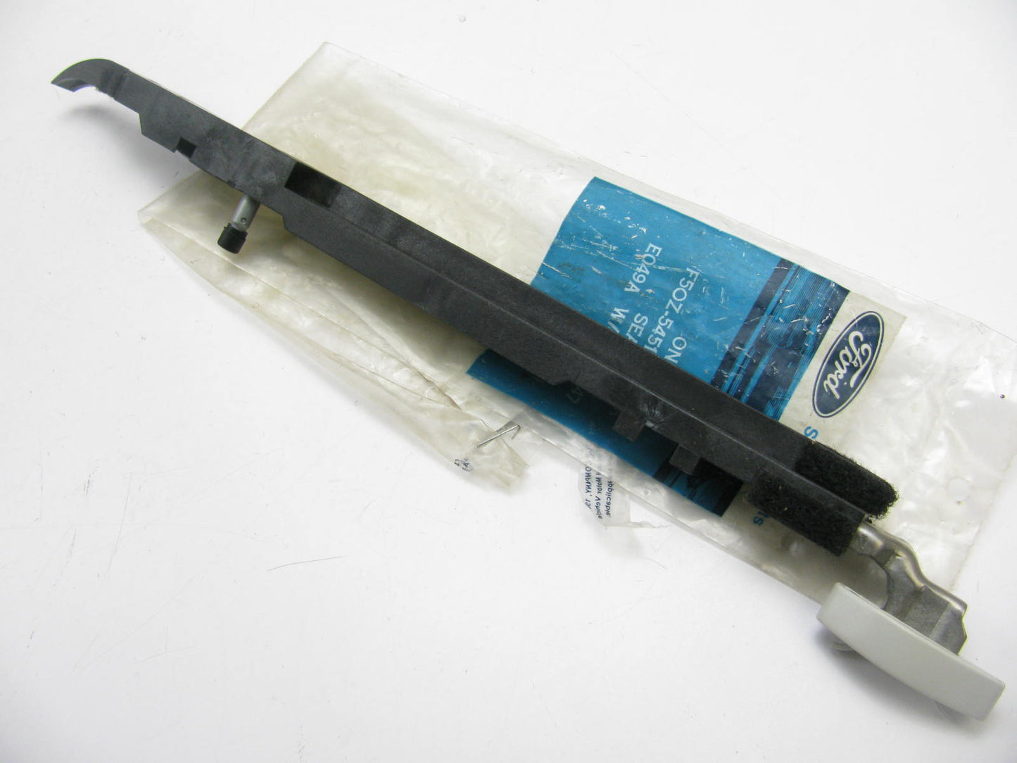 NOS - OEM Ford F5OZ-54518B38-AA Sunroof Lifter Lift Arm - Right Passengers Side