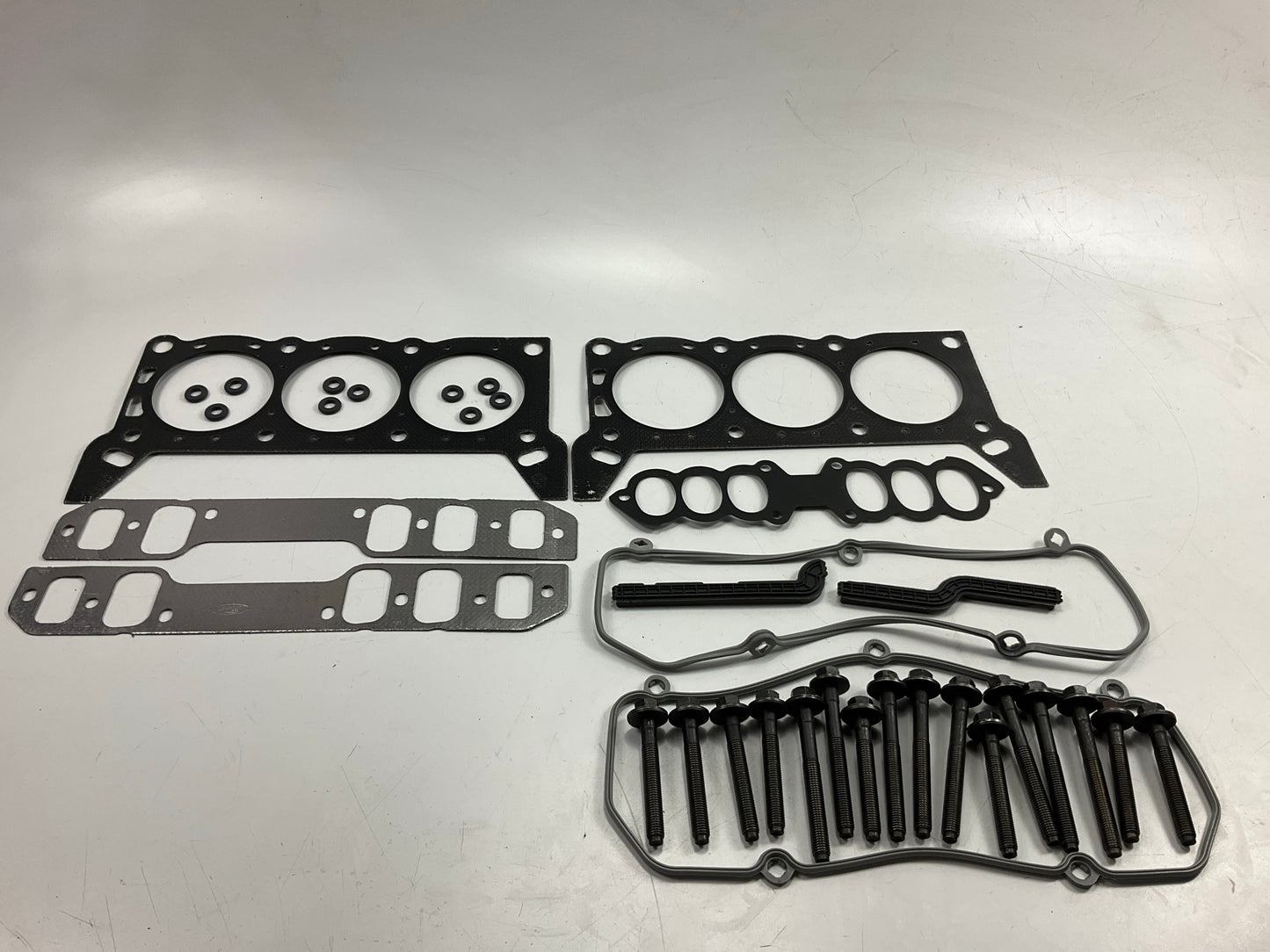 NEW GENUINE OEM Ford F5PZ-6051-CA Cylinder Head Gasket Set 1994-1995 3.8L V6