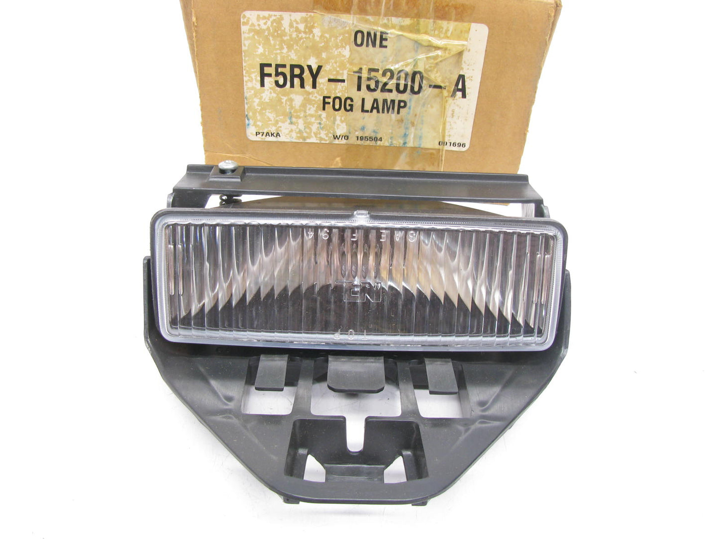 NEW - OEM Ford F5RY-15200-A Fog Light Lamp For 1995-1997 Mystique