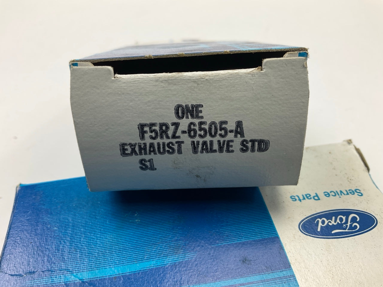 (8) NEW - OEM F5RZ-6505-A Engine Exhaust Valves For 1995-1998 Ford 2.0L