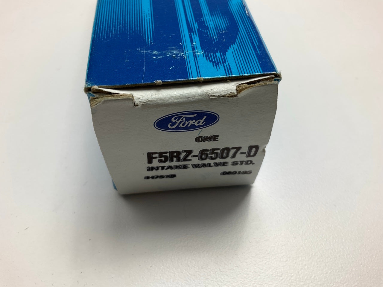 NEW - OEM Ford F5RZ-6507-D Engine Intake Valve For 1995-2002 2.5L-V6