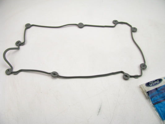 NEW - OEM Ford F5RZ-6584-C Valve Cover Gasket - Left 1995 Contour 2.5L