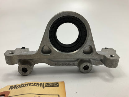 NEW - OEM Ford F5RZ-6B293-A Rear Engine Crankshaft Retainer 1995-03 2.5L 3.0L-V6