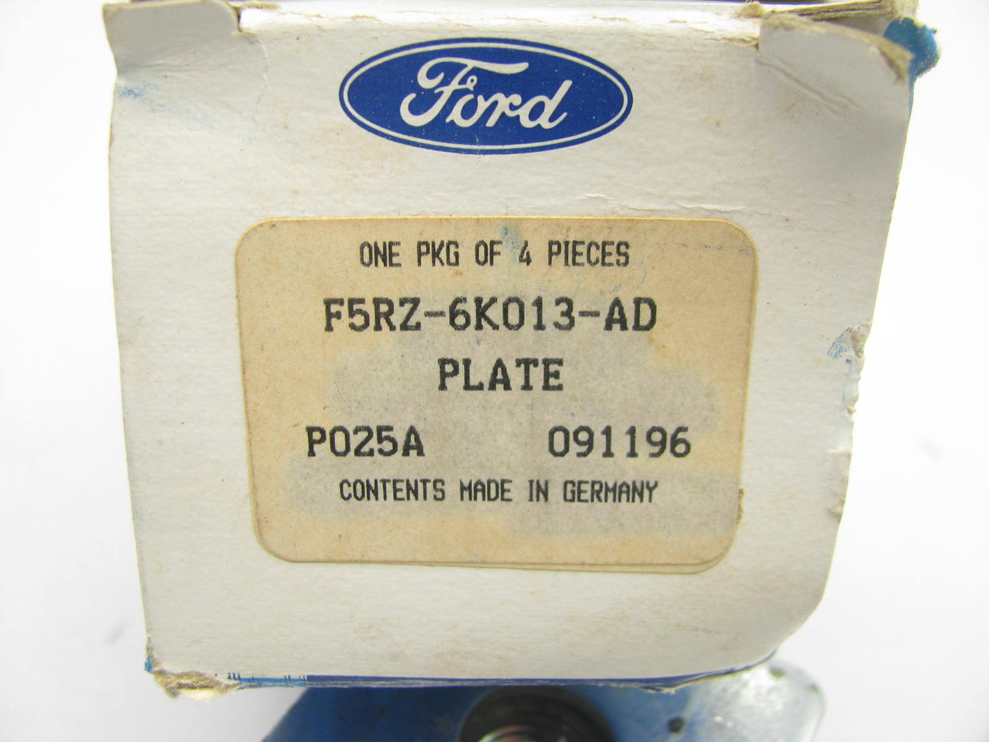 NEW - OEM Genuine Ford F5RZ-6K013-AD Engine Front Mounting Plate 95-00 2.0L 2.5L