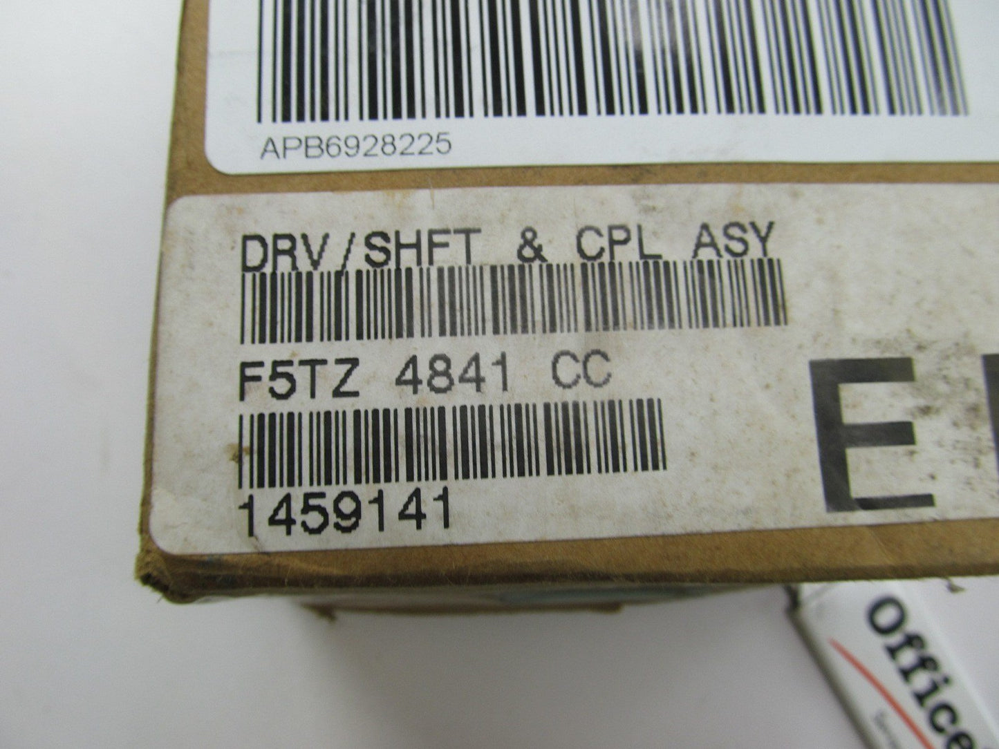 NEW GENUINE OEM Ford 1350 Series Slip Yoke F5TZ-4841-CC ( Spicer 3-3-488KX)