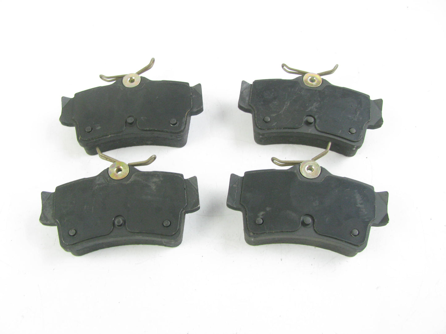 NEW GENUINE - OEM Ford F5ZZ-2200-A REAR Disc Brake Pads  1994-2002 Ford Mustang